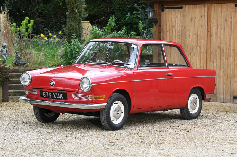 1. 1945 Volkswagen Beetle, 2. 1948 Porsche 356, 3. 1950 Volkswagen Type 2, 4. 1954 Jensen 541, 5. 1955 Citroën DS, 6. 1956 Renault Dauphine, 7. 1956 Tatra 603, 8. 1957 NSU Prinz, 9. 1958 Renault Caravelle/Floride, 10. 1959 BMW 700, 11. 1961 Volkswagen Type 3, 12. 1962 Renault R8, 13. 1964 Volkswagen Beach Buggy, 14. 1965 Fiat 850 Spider, 15. 1965 Porsche 911 targa, 16. 1966 Alfa Romeo Spider, 17. 1966 Lotus Europa, 18. 1968 Fiat 500L, 19. 1968 Volkswagen Type 4, 20. 1969 Porsche 914, 21. 1971 Lotus Elan Sprint fhc, 22. 1972 Fiat 126, 23. 1972 Jensen-Healey, 24. 1974 Lamborghini Countach, 25. 1974 Tatra 613