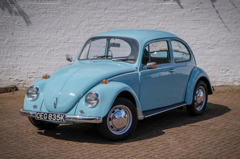 1. 1945 Volkswagen Beetle, 2. 1948 Porsche 356, 3. 1950 Volkswagen Type 2, 4. 1954 Jensen 541, 5. 1955 Citroën DS, 6. 1956 Renault Dauphine, 7. 1956 Tatra 603, 8. 1957 NSU Prinz, 9. 1958 Renault Caravelle/Floride, 10. 1959 BMW 700, 11. 1961 Volkswagen Type 3, 12. 1962 Renault R8, 13. 1964 Volkswagen Beach Buggy, 14. 1965 Fiat 850 Spider, 15. 1965 Porsche 911 targa, 16. 1966 Alfa Romeo Spider, 17. 1966 Lotus Europa, 18. 1968 Fiat 500L, 19. 1968 Volkswagen Type 4, 20. 1969 Porsche 914, 21. 1971 Lotus Elan Sprint fhc, 22. 1972 Fiat 126, 23. 1972 Jensen-Healey, 24. 1974 Lamborghini Countach, 25. 1974 Tatra 613