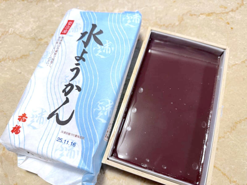 “あの赤福”が水ようかんに？上品な甘さと涼やかさが絶品！, なぜ“夏限定”？赤福ならではのこだわりが光る, どこで買える？公式オンラインショップからお取り寄せOK！, 実食レビュー！ひと口で感じる“赤福らしさ”と夏の余韻