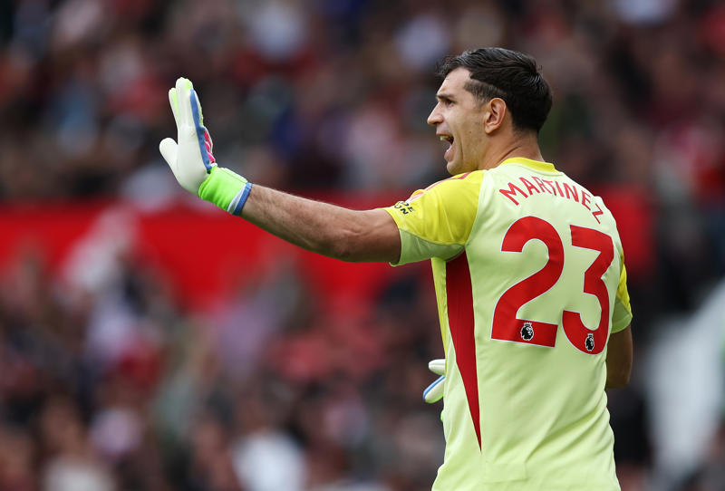 Latest transfer news headlines, Bayern consider Gittens hijack, Arsenal could give up on Sesko, Bayern refusing to give up Williams pursuit, Fenerbahce offer David contract, United table bid for Lunin, Arsenal to wait on Rodrygo, Al Hilal target AC Milan star, Burnley to sign new keeper, Pogba set for Monaco switch, Fulham to profit from Elliot transfer, Brighton target Flamengo full-back, United set Antony asking price, Three way fight for Sancho, Leicester enter manager market, Guehi set to leave Palace, Brighton eye Elliot, Bayern Munich target Martinelli, WSL transfer latest: City sign young phenom, United eye Liverpool star, Liverpool offer Nunez and Chiesa for Osimhen, Szczęsny to extend Barcelona stay, Man United prepare Real Madrid deal, De Bruyne to play a role in Grealish move, Newcastle intensify Elanga interest, Bournemouth hold out for Zabarnyi, Courtois: I want to retire at Real Madrid, Deco speaks on Barcelona transfer to-do list, Arsenal target Brentford star, Liverpool deal 'here we go', Fulham midfielder chooses Everton, Chelsea end interest in Spanish talent, Arsenal striker search hits the rocks, Williams wants to join Barcelona, 'Exploratory talks' over Chelsea striker, Arsenal ready to accelerate Rodrygo move, Guardiola wants to cut Man City squad, Spurs join race for Garnacho, No Chelsea plans over Maignan deal, Arsenal 'agree' first summer deal, Liverpool close in on Guehi deal, Chelsea have new defender target, Arsenal target shock move for PSG star, Fenerbahce table Duran offer, Guehi prepared to see out Palace deal, Chelsea will not renew Maignan interest, Rashford: I'd love to play with Yamal, Atletico chase Digne, PSV offered Ferguson, Sunderland pursue Vanat, City open to Gundogan departure, Quansah to Leverkusen 'done', Fulham eye Palhinha return, Saudi interest rivals Monaco for Pogba, Zubimendi visits London Colney, Carnesecchi a Man Utd target if Onana leaves, Isak an 'unrealistic' target for Liverpool, Juve interested in Sancho, Holmgaard to leave Everton, Real interested, Onana wants to stay at Man United, Palhinha pondering Premier League return, Italian interest in Jackson, Liverpool eye shock Osimhen swap, Wirtz: First conversation with Slot had impact, Semenyo valuation puts off suitors, Antony pushing for summer exit, Andrews in line for Brentford job, Martinez eyes up Man United move, Atletico turn away from Robertson, Galatasaray keen on Gundogan, Arsenal linked with Premier League midfielder, Man United face goalkeeper decision, Nuno handed new Forest contract, Guehi move to Liverpool in doubt, Maresca wants Diomande at Chelsea, Arsenal push on with Hato talks, Chelsea plot Pedro hijack, Arsenal new midfield target, Emi Martinez latest, London City sign Lyon star, PSG submit fresh offer for Zabarnyi, Chelsea told to steer clear of Garnacho, Manchester United plot Ekitike plan, Kudus rumours set to rumble on, Walker-Peters eyed for Spurs return, Liverpool reach Kerkez agreement, Napoli keen on Nunez, Rashford could be set for another loan, Wirtz completes medical!, Update on Liverpool interest in Isak, Four Man United players to be left out of tour, Maresca responds to Madueke rumours, Arsenal sent Zaire-Emery message, Zubimendi arrives in London, Man United make Martinez approach, Kerkez to Liverpool a 'done deal', Quansah to complete Leverkusen move, Chelsea plot Pedro hijack, Kehl reveals Gittens 'conversations', Tottenham make Kudus approach, Gyokeres makes transfer decision