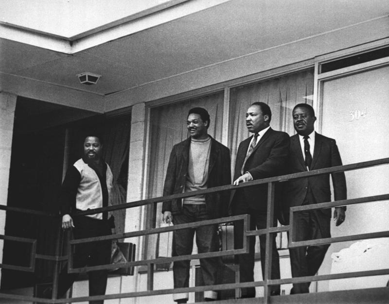 Martin Luther King Jr. Diana, Princess of Wales, Elvis Presley, John F. Kennedy, Martin Luther King Jr., Queen Victoria, Nikola Tesla, Mao Zedong, Ulysses S. Grant, Vladimir Lenin, Adolf Hitler, Christopher McCandless, Marilyn Monroe, Michael Jackson, Kurt Cobain, Mahatma Gandhi