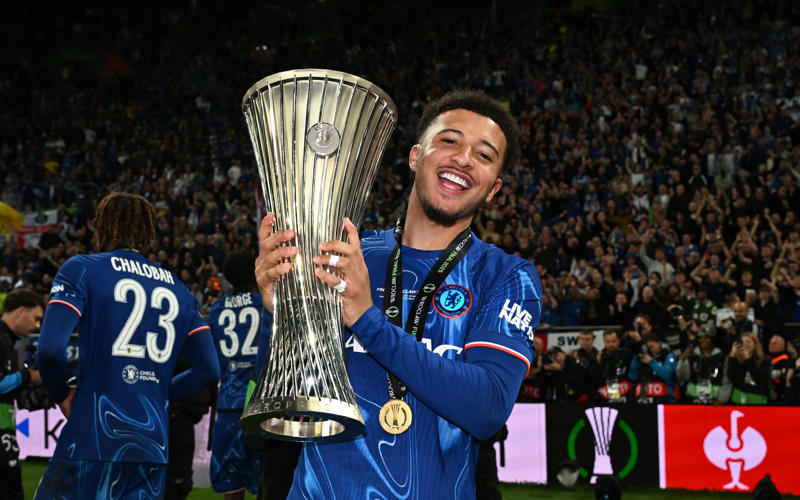 Latest transfer news headlines, Bayern consider Gittens hijack, Arsenal could give up on Sesko, Bayern refusing to give up Williams pursuit, Fenerbahce offer David contract, United table bid for Lunin, Arsenal to wait on Rodrygo, Al Hilal target AC Milan star, Burnley to sign new keeper, Pogba set for Monaco switch, Fulham to profit from Elliot transfer, Brighton target Flamengo full-back, United set Antony asking price, Three way fight for Sancho, Leicester enter manager market, Guehi set to leave Palace, Brighton eye Elliot, Bayern Munich target Martinelli, WSL transfer latest: City sign young phenom, United eye Liverpool star, Liverpool offer Nunez and Chiesa for Osimhen, Szczęsny to extend Barcelona stay, Man United prepare Real Madrid deal, De Bruyne to play a role in Grealish move, Newcastle intensify Elanga interest, Bournemouth hold out for Zabarnyi, Courtois: I want to retire at Real Madrid, Deco speaks on Barcelona transfer to-do list, Arsenal target Brentford star, Liverpool deal 'here we go', Fulham midfielder chooses Everton, Chelsea end interest in Spanish talent, Arsenal striker search hits the rocks, Williams wants to join Barcelona, 'Exploratory talks' over Chelsea striker, Arsenal ready to accelerate Rodrygo move, Guardiola wants to cut Man City squad, Spurs join race for Garnacho, No Chelsea plans over Maignan deal, Arsenal 'agree' first summer deal, Liverpool close in on Guehi deal, Chelsea have new defender target, Arsenal target shock move for PSG star, Fenerbahce table Duran offer, Guehi prepared to see out Palace deal, Chelsea will not renew Maignan interest, Rashford: I'd love to play with Yamal, Atletico chase Digne, PSV offered Ferguson, Sunderland pursue Vanat, City open to Gundogan departure, Quansah to Leverkusen 'done', Fulham eye Palhinha return, Saudi interest rivals Monaco for Pogba, Zubimendi visits London Colney, Carnesecchi a Man Utd target if Onana leaves, Isak an 'unrealistic' target for Liverpool, Juve interested in Sancho, Holmgaard to leave Everton, Real interested, Onana wants to stay at Man United, Palhinha pondering Premier League return, Italian interest in Jackson, Liverpool eye shock Osimhen swap, Wirtz: First conversation with Slot had impact, Semenyo valuation puts off suitors, Antony pushing for summer exit, Andrews in line for Brentford job, Martinez eyes up Man United move, Atletico turn away from Robertson, Galatasaray keen on Gundogan, Arsenal linked with Premier League midfielder, Man United face goalkeeper decision, Nuno handed new Forest contract, Guehi move to Liverpool in doubt, Maresca wants Diomande at Chelsea, Arsenal push on with Hato talks, Chelsea plot Pedro hijack, Arsenal new midfield target, Emi Martinez latest, London City sign Lyon star, PSG submit fresh offer for Zabarnyi, Chelsea told to steer clear of Garnacho, Manchester United plot Ekitike plan, Kudus rumours set to rumble on, Walker-Peters eyed for Spurs return, Liverpool reach Kerkez agreement, Napoli keen on Nunez, Rashford could be set for another loan, Wirtz completes medical!, Update on Liverpool interest in Isak, Four Man United players to be left out of tour, Maresca responds to Madueke rumours, Arsenal sent Zaire-Emery message, Zubimendi arrives in London, Man United make Martinez approach, Kerkez to Liverpool a 'done deal', Quansah to complete Leverkusen move, Chelsea plot Pedro hijack, Kehl reveals Gittens 'conversations', Tottenham make Kudus approach, Gyokeres makes transfer decision