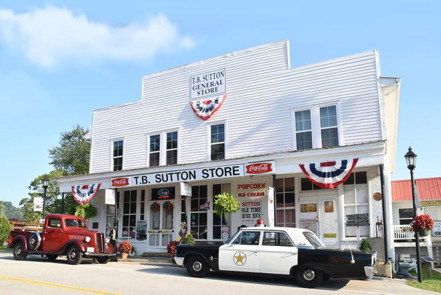 Start At T.B. Sutton General Store, Explore Pioneer Village, Check Out Some Museums, Stop For Tea, Enjoy The Outdoors At Cordell Hull Lake