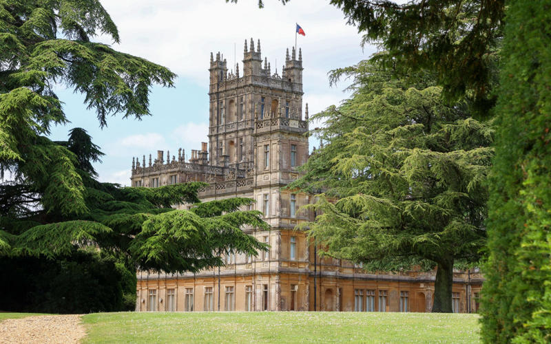 Where do you live?, What has been your approach at Highclere?, Which projects has your husband enjoyed the most?, What are the themes that have inspired some of your other gardens?, Did you have a garden as a child?, Did that outdoor experience stay with you as you got older?, Do you think gardening helps you on a deeper level?
