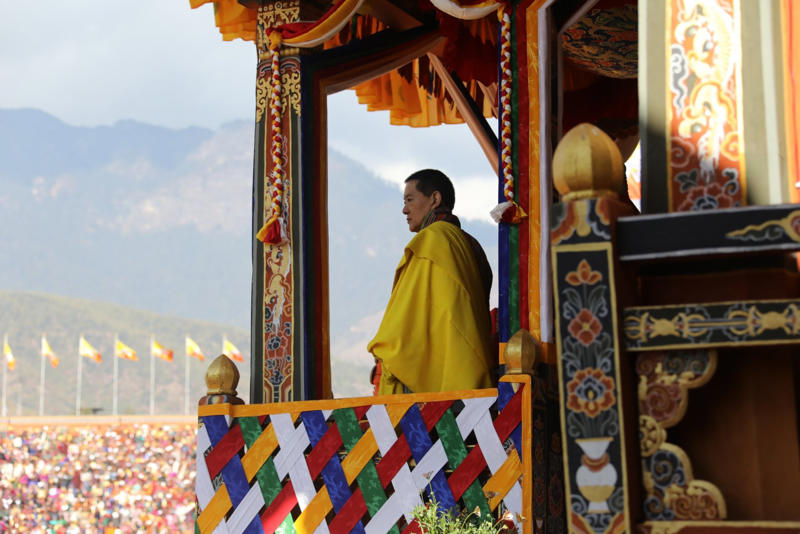 Young and glamorous royals, Parents of three young children, Sonam Yangden Wangchuck, Family photos, Jigme Ugyen Wangchuck, The eldest: Jigme Namgyel Wangchuck, The Himalayan Kate Middleton, The Kingdom of Bhutan, The 'Dark Southland', Happy country, No mass tourism in Bhutan, The Wangchuck dynasty, A new democracy, King Jigme Khesar: crowning ceremony, The second youngest king in the world, Three days of festivities, Jigme Khesar: Prince Charming, The Dragon King gets engaged, Jetsun Pema, The king takes his own photos, The wedding day, Wedding of the King and Queen of Bhutan, Very different from William and Kate's wedding, True love, Why are they called Dragon King and Queen?, William and Kate visit Bhutan, Two glamorous royals from East and West, "The People's King", The little Crown Prince of Bhutan, The Dragon King and his son, The future Japanese Emperor and Bhutanese King
