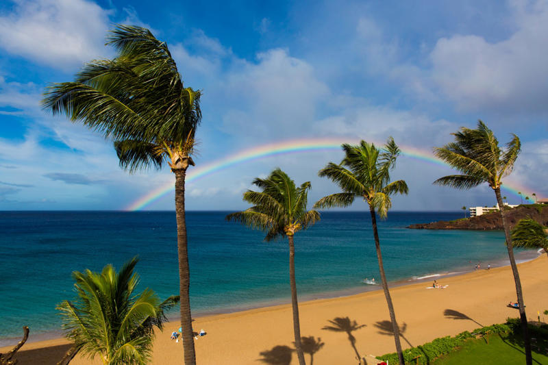 10: Ka'anapali Beach - Lahaina - Maui, Hawaii 24: Magens Bay - St. Thomas, US Virgin Islands, 23: Playa Norte - Isla das Mulheres, Mexico, 22: Nissi Beach - Ayia Napa, Cyprus, 21: Falassarna Beach - Crete, Greece, 20: Nungwi Beach - Zanzibar, Tanzania, 19: Ipanema Beach, Rio de Janeiro, Brazil, 18: Playa Manuel Antonio - Manuel Antonio National Park, Costa Rica, 17: Playa de Muro Beach - Mallorca, Spain, 16: Kelingking Beach - Nusa Penida, Indonesia, 15: La Concha Beach - San Sebastián – Donostia, Spain, 14: Seven Mile Beach - Cayman Islands, United Kingdom, 13: Manly Beach - Sydney, Australia, 12: Driftwood Beach - Jekyll Island - Golden Isles of Georgia - Georgia, USA, 11: Siesta Beach - Siesta Key - Florida, USA, 10: Ka'anapali Beach - Lahaina - Maui, Hawaii, 9: Varadero Beach - Varadero, Cuba, 8: Isola dei Conigli - Lampedusa, Italy, 7: Radhanagar Beach - Havelock Island, India, 6: Falésia Beach - Albufeira, Portugal, 5: Grace Bay - Turks and Caicos Islands, United Kingdom, 4: Reynisfjara Beach - Vik, Iceland