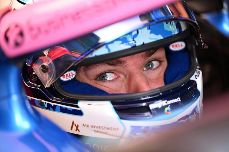 Max Verstappen, Red Bull Racing, Alexander Albon, Williams, Lando Norris, McLaren, Mike Whiddett in the Paddock, Andrea Kimi Antonelli, Mercedes, Charles Leclerc, Ferrari, Oliver Bearman, Haas F1 Team, Carlos Sainz, Williams, Lewis Hamilton, Ferrari, Nico Hulkenberg, Sauber, Oliver Bearman, Haas F1 Team, Carlos Sainz, Williams, Alexander Albon, Williams, Esteban Ocon, Haas F1 Team, Gabriel Bortoleto, Sauber, Emerson Fittipaldi and Emerson Fittipaldi Jr walk in the Paddock , George Russell, Mercedes, Lando Norris, McLaren, Lando Norris, McLaren, Nico Hulkenberg, Sauber, Gabriel Bortoleto, Sauber, Liam Lawson, Racing Bulls Team, Pierre Gasly, Alpine, Liam Lawson, Racing Bulls Team, Nico Hulkenberg, Sauber, Liam Lawson, Racing Bulls Team, Max Verstappen, Red Bull Racing, Liam Lawson, Racing Bulls Team, George Russell, Mercedes, George Russell, Mercedes, Alex Dunne, McLaren, Max Verstappen, Red Bull Racing, Esteban Ocon, Haas F1 Team, Pierre Gasly, Alpine, Oliver Bearman, Haas F1 Team, Yuki Tsunoda, Red Bull Racing Team , Oscar Piastri, McLaren, Lewis Hamilton, Ferrari, George Russell, Mercedes, Max Verstappen, Red Bull Racing, Gabriel Bortoleto, Sauber, Fernando Alonso, Aston Martin Racing, Aston Martin F1 Team Pitstop practice, Ferrari SF-25, dettaglio tecnico, Alex Dunne, McLaren, Fernando Alonso, Aston Martin Racing, Lando Norris, McLaren, Helmut Marko, Red Bull Racing, Max Verstappen, Red Bull Racing, Oscar Piastri, McLaren, Lando Norris, McLaren, Charles Leclerc, Ferrari, Fernando Alonso, Aston Martin Racing, Franco Colapinto, Alpine, Charles Leclerc, Ferrari, Lando Norris, McLaren, Andrea Kimi Antonelli, Mercedes, Lewis Hamilton, Ferrari, Andrea Kimi Antonelli, Mercedes, Yuki Tsunoda, Red Bull Racing Team , Lewis Hamilton, Ferrari, Lando Norris, McLaren