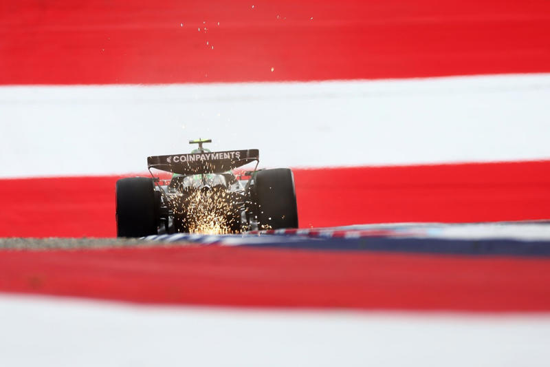 Max Verstappen, Red Bull Racing, Alexander Albon, Williams, Lando Norris, McLaren, Mike Whiddett in the Paddock, Andrea Kimi Antonelli, Mercedes, Charles Leclerc, Ferrari, Oliver Bearman, Haas F1 Team, Carlos Sainz, Williams, Lewis Hamilton, Ferrari, Nico Hulkenberg, Sauber, Oliver Bearman, Haas F1 Team, Carlos Sainz, Williams, Alexander Albon, Williams, Esteban Ocon, Haas F1 Team, Gabriel Bortoleto, Sauber, Emerson Fittipaldi and Emerson Fittipaldi Jr walk in the Paddock , George Russell, Mercedes, Lando Norris, McLaren, Lando Norris, McLaren, Nico Hulkenberg, Sauber, Gabriel Bortoleto, Sauber, Liam Lawson, Racing Bulls Team, Pierre Gasly, Alpine, Liam Lawson, Racing Bulls Team, Nico Hulkenberg, Sauber, Liam Lawson, Racing Bulls Team, Max Verstappen, Red Bull Racing, Liam Lawson, Racing Bulls Team, George Russell, Mercedes, George Russell, Mercedes, Alex Dunne, McLaren, Max Verstappen, Red Bull Racing, Esteban Ocon, Haas F1 Team, Pierre Gasly, Alpine, Oliver Bearman, Haas F1 Team, Yuki Tsunoda, Red Bull Racing Team , Oscar Piastri, McLaren, Lewis Hamilton, Ferrari, George Russell, Mercedes, Max Verstappen, Red Bull Racing, Gabriel Bortoleto, Sauber, Fernando Alonso, Aston Martin Racing, Aston Martin F1 Team Pitstop practice, Ferrari SF-25, dettaglio tecnico, Alex Dunne, McLaren, Fernando Alonso, Aston Martin Racing, Lando Norris, McLaren, Helmut Marko, Red Bull Racing, Max Verstappen, Red Bull Racing, Oscar Piastri, McLaren, Lando Norris, McLaren, Charles Leclerc, Ferrari, Fernando Alonso, Aston Martin Racing, Franco Colapinto, Alpine, Charles Leclerc, Ferrari, Lando Norris, McLaren, Andrea Kimi Antonelli, Mercedes, Lewis Hamilton, Ferrari, Andrea Kimi Antonelli, Mercedes, Yuki Tsunoda, Red Bull Racing Team , Lewis Hamilton, Ferrari, Lando Norris, McLaren