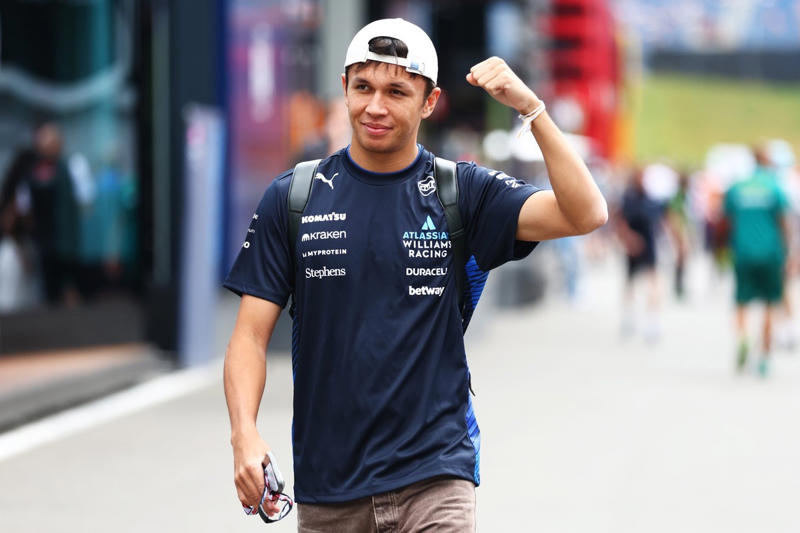 Max Verstappen, Red Bull Racing, Alexander Albon, Williams, Lando Norris, McLaren, Mike Whiddett in the Paddock, Andrea Kimi Antonelli, Mercedes, Charles Leclerc, Ferrari, Oliver Bearman, Haas F1 Team, Carlos Sainz, Williams, Lewis Hamilton, Ferrari, Nico Hulkenberg, Sauber, Oliver Bearman, Haas F1 Team, Carlos Sainz, Williams, Alexander Albon, Williams, Esteban Ocon, Haas F1 Team, Gabriel Bortoleto, Sauber, Emerson Fittipaldi and Emerson Fittipaldi Jr walk in the Paddock , George Russell, Mercedes, Lando Norris, McLaren, Lando Norris, McLaren, Nico Hulkenberg, Sauber, Gabriel Bortoleto, Sauber, Liam Lawson, Racing Bulls Team, Pierre Gasly, Alpine, Liam Lawson, Racing Bulls Team, Nico Hulkenberg, Sauber, Liam Lawson, Racing Bulls Team, Max Verstappen, Red Bull Racing, Liam Lawson, Racing Bulls Team, George Russell, Mercedes, George Russell, Mercedes, Alex Dunne, McLaren, Max Verstappen, Red Bull Racing, Esteban Ocon, Haas F1 Team, Pierre Gasly, Alpine, Oliver Bearman, Haas F1 Team, Yuki Tsunoda, Red Bull Racing Team , Oscar Piastri, McLaren, Lewis Hamilton, Ferrari, George Russell, Mercedes, Max Verstappen, Red Bull Racing, Gabriel Bortoleto, Sauber, Fernando Alonso, Aston Martin Racing, Aston Martin F1 Team Pitstop practice, Ferrari SF-25, dettaglio tecnico, Alex Dunne, McLaren, Fernando Alonso, Aston Martin Racing, Lando Norris, McLaren, Helmut Marko, Red Bull Racing, Max Verstappen, Red Bull Racing, Oscar Piastri, McLaren, Lando Norris, McLaren, Charles Leclerc, Ferrari, Fernando Alonso, Aston Martin Racing, Franco Colapinto, Alpine, Charles Leclerc, Ferrari, Lando Norris, McLaren, Andrea Kimi Antonelli, Mercedes, Lewis Hamilton, Ferrari, Andrea Kimi Antonelli, Mercedes, Yuki Tsunoda, Red Bull Racing Team , Lewis Hamilton, Ferrari, Lando Norris, McLaren
