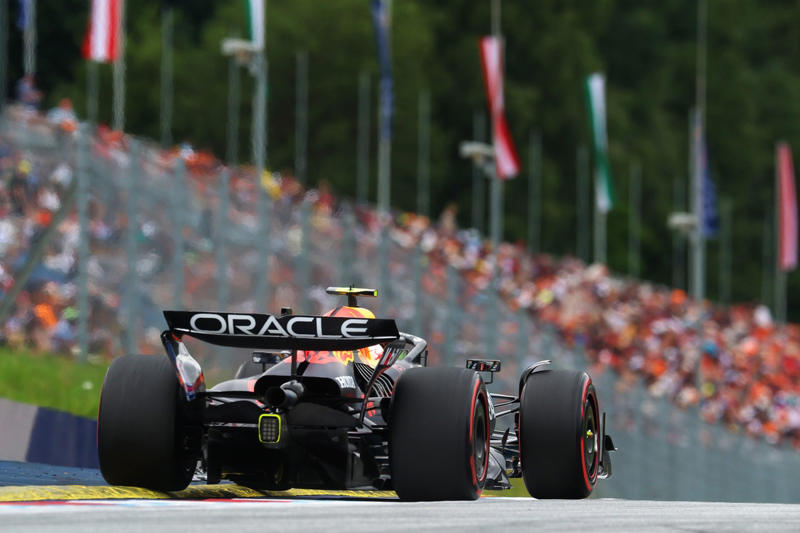 Max Verstappen, Red Bull Racing, Alexander Albon, Williams, Lando Norris, McLaren, Mike Whiddett in the Paddock, Andrea Kimi Antonelli, Mercedes, Charles Leclerc, Ferrari, Oliver Bearman, Haas F1 Team, Carlos Sainz, Williams, Lewis Hamilton, Ferrari, Nico Hulkenberg, Sauber, Oliver Bearman, Haas F1 Team, Carlos Sainz, Williams, Alexander Albon, Williams, Esteban Ocon, Haas F1 Team, Gabriel Bortoleto, Sauber, Emerson Fittipaldi and Emerson Fittipaldi Jr walk in the Paddock , George Russell, Mercedes, Lando Norris, McLaren, Lando Norris, McLaren, Nico Hulkenberg, Sauber, Gabriel Bortoleto, Sauber, Liam Lawson, Racing Bulls Team, Pierre Gasly, Alpine, Liam Lawson, Racing Bulls Team, Nico Hulkenberg, Sauber, Liam Lawson, Racing Bulls Team, Max Verstappen, Red Bull Racing, Liam Lawson, Racing Bulls Team, George Russell, Mercedes, George Russell, Mercedes, Alex Dunne, McLaren, Max Verstappen, Red Bull Racing, Esteban Ocon, Haas F1 Team, Pierre Gasly, Alpine, Oliver Bearman, Haas F1 Team, Yuki Tsunoda, Red Bull Racing Team , Oscar Piastri, McLaren, Lewis Hamilton, Ferrari, George Russell, Mercedes, Max Verstappen, Red Bull Racing, Gabriel Bortoleto, Sauber, Fernando Alonso, Aston Martin Racing, Aston Martin F1 Team Pitstop practice, Ferrari SF-25, dettaglio tecnico, Alex Dunne, McLaren, Fernando Alonso, Aston Martin Racing, Lando Norris, McLaren, Helmut Marko, Red Bull Racing, Max Verstappen, Red Bull Racing, Oscar Piastri, McLaren, Lando Norris, McLaren, Charles Leclerc, Ferrari, Fernando Alonso, Aston Martin Racing, Franco Colapinto, Alpine, Charles Leclerc, Ferrari, Lando Norris, McLaren, Andrea Kimi Antonelli, Mercedes, Lewis Hamilton, Ferrari, Andrea Kimi Antonelli, Mercedes, Yuki Tsunoda, Red Bull Racing Team , Lewis Hamilton, Ferrari, Lando Norris, McLaren