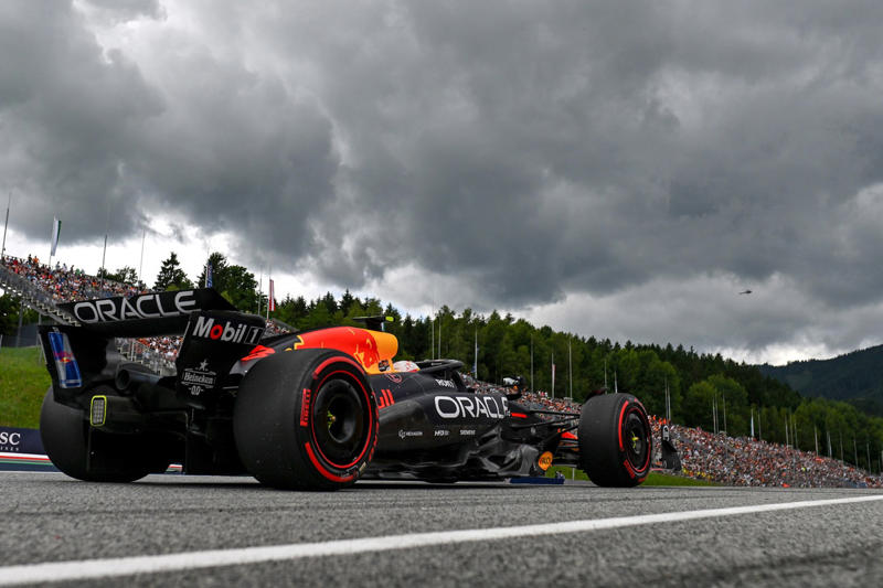 Max Verstappen, Red Bull Racing, Alexander Albon, Williams, Lando Norris, McLaren, Mike Whiddett in the Paddock, Andrea Kimi Antonelli, Mercedes, Charles Leclerc, Ferrari, Oliver Bearman, Haas F1 Team, Carlos Sainz, Williams, Lewis Hamilton, Ferrari, Nico Hulkenberg, Sauber, Oliver Bearman, Haas F1 Team, Carlos Sainz, Williams, Alexander Albon, Williams, Esteban Ocon, Haas F1 Team, Gabriel Bortoleto, Sauber, Emerson Fittipaldi and Emerson Fittipaldi Jr walk in the Paddock , George Russell, Mercedes, Lando Norris, McLaren, Lando Norris, McLaren, Nico Hulkenberg, Sauber, Gabriel Bortoleto, Sauber, Liam Lawson, Racing Bulls Team, Pierre Gasly, Alpine, Liam Lawson, Racing Bulls Team, Nico Hulkenberg, Sauber, Liam Lawson, Racing Bulls Team, Max Verstappen, Red Bull Racing, Liam Lawson, Racing Bulls Team, George Russell, Mercedes, George Russell, Mercedes, Alex Dunne, McLaren, Max Verstappen, Red Bull Racing, Esteban Ocon, Haas F1 Team, Pierre Gasly, Alpine, Oliver Bearman, Haas F1 Team, Yuki Tsunoda, Red Bull Racing Team , Oscar Piastri, McLaren, Lewis Hamilton, Ferrari, George Russell, Mercedes, Max Verstappen, Red Bull Racing, Gabriel Bortoleto, Sauber, Fernando Alonso, Aston Martin Racing, Aston Martin F1 Team Pitstop practice, Ferrari SF-25, dettaglio tecnico, Alex Dunne, McLaren, Fernando Alonso, Aston Martin Racing, Lando Norris, McLaren, Helmut Marko, Red Bull Racing, Max Verstappen, Red Bull Racing, Oscar Piastri, McLaren, Lando Norris, McLaren, Charles Leclerc, Ferrari, Fernando Alonso, Aston Martin Racing, Franco Colapinto, Alpine, Charles Leclerc, Ferrari, Lando Norris, McLaren, Andrea Kimi Antonelli, Mercedes, Lewis Hamilton, Ferrari, Andrea Kimi Antonelli, Mercedes, Yuki Tsunoda, Red Bull Racing Team , Lewis Hamilton, Ferrari, Lando Norris, McLaren