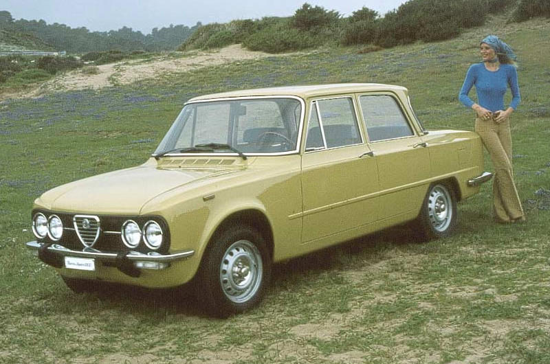 Giulia saloons The Darracq connection, The logo, The 24 HP, Nicola Romeo, The 20-30 HP, The cloverleaf, A famous victory, The last 6C, The 1900, World champions, Disco Volante, Giulietta, The French connection, Giulia saloons, Giulia coupés, 33 Stradale, Montreal, Alfetta, GTV and Giulietta, GTV/Spider, Brera/Spider, Alfa Romeo Tonale, Alfa Romeo Junior