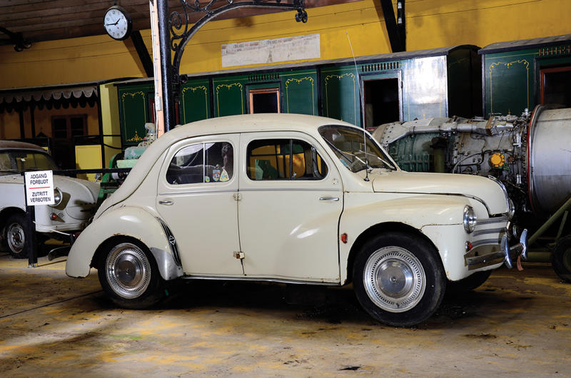 2. Renault 4CV Business up front, party in the back, 1. Volkswagen Beetle, Volkswagen Beetle (cont.), 2. Renault 4CV, Renault 4CV (cont.), 3. Tucker 48, Tucker 48 (cont.), 4. Porsche 356, Porsche 356 (cont.), 5. Denzel 1300, Denzel 1300 (cont.), 6. Tatra 603, Tatra 603 (cont.), 7. Škoda 110R, Škoda 110R (cont.), 8. Alpine A110, Alpine A110 (cont.), 9. Amphicar Model 770, Amphicar Model 770 (cont.), 10. Hino Contessa Sprint, Hino Contessa Sprint (cont.), 11. Abarth 595, Abarth 595 (cont.), 12. Hillman Imp, Hillman Imp (cont.), 13. Ginetta G15, Ginetta G15 (cont.), 14. Porsche 911 RS 2.7, Porsche 911 RS 2.7 (cont.), 15. Suzuki Whizzkid, Suzuki Whizzkid (cont.)