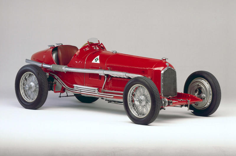A famous victory The Darracq connection, The logo, The 24 HP, Nicola Romeo, The 20-30 HP, The cloverleaf, A famous victory, The last 6C, The 1900, World champions, Disco Volante, Giulietta, The French connection, Giulia saloons, Giulia coupés, 33 Stradale, Montreal, Alfetta, GTV and Giulietta, GTV/Spider, Brera/Spider, Alfa Romeo Tonale, Alfa Romeo Junior