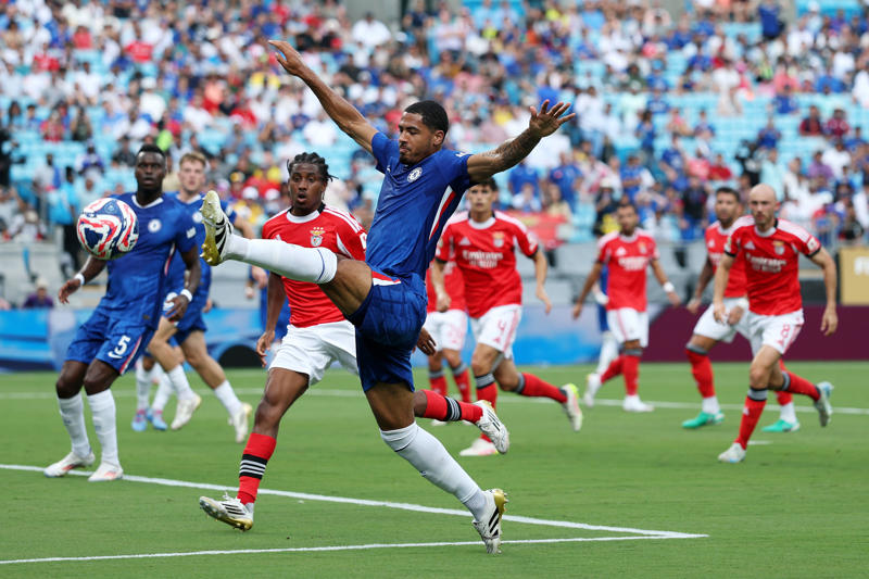 Chelsea vs Benfica live, FULL TIME: Chelsea 4-1 Benfica, FULL TIME: Chelsea 4-1 Benfica, FULL TIME: Chelsea 4-1 Benfica, Chelsea 4-1 Benfica, 120 minutes, Chelsea 4-1 Benfica, 118 minutes, GOAL! CHELSEA 4-1 Benfica (Kiernan Dewsbury-Hall, 117 minutes), GOAL! CHELSEA 3-1 Benfica (Pedro Neto, 115 minutes), Chelsea 2-1 Benfica, 112 minutes, Chelsea 2-1 Benfica, 111 minutes, GOAL! CHELSEA 2-1 Benfica (Christopher Nkunku, 109 minutes), Chelsea 1-1 Benfica, 107 minutes, Chelsea 1-1 Benfica, 106 minutes, HALF TIME IN EXTRA TIME: Chelsea 1-1 Benfica, Chelsea 1-1 Benfica, 105 minutes, Chelsea 1-1 Benfica, 104 minutes, Chelsea 1-1 Benfica, 103 minutes, Chelsea 1-1 Benfica, 100 minutes, Chelsea 1-1 Benfica, 99 minutes, Chelsea 1-1 Benfica, 96 minutes, Chelsea 1-1 Benfica, 95 minutes, RED CARD! Gianluca Prestianni is sent off! Chelsea 1-1 Benfica, 92 minutes, EXTRA TIME KICK OFF!, FT: Benfica 1-1 Chelsea - on to extra time, FT; Benfica 1-1 Chelsea, FULL TIME: Benfica 1-1 Chelsea, Chelsea 1-1 Benfica, 90 + 8 minutes, Chelsea 1-1 Benfica, 90 + 7 minutes, GOAL! Chelsea 1-1 BENFICA (Angel Di Maria, 90 + 5 minutes), PENALTY! Chelsea 1-0 Benfica, 90 + 2 minutes, Chelsea 1-0 Benfica, 90 + 2 minutes, Chelsea 1-0 Benfica, 90 + 2 minutes, Chelsea 1-0 Benfica, 90 minutes, Chelsea 1-0 Benfica, 89 minutes, Chelsea 1-0 Benfica, 88 minutes, Chelsea 1-0 Benfica, 87 minutes, Chelsea 1-0 Benfica, 85 minutes, Chelsea 1-0 Benfica, PLAY SET TO RESUME!!!!!!, PLAY SUSPENDED: Chelsea 1-0 Benfica, 85 minutes, PLAY SUSPENDED: Chelsea 1-0 Benfica, 85 minutes, PLAY SUSPENDED: Chelsea 1-0 Benfica, 85 minutes, PLAY SUSPENDED: Chelsea 1-0 Benfica, 85 minutes, PLAY SUSPENDED: Chelsea 1-0 Benfica, 85 minutes, PLAY SUSPENDED: Chelsea 1-0 Benfica, 85 minutes, Chelsea keeping the legs going on exercise bikes after long delay, PLAY SUSPENDED: Chelsea 1-0 Benfica, 85 minutes, PLAY SUSPENDED: Chelsea 1-0 Benfica, 85 minutes, PLAY SUSPENDED: Chelsea 1-0 Benfica, 85 minutes, PLAY SUSPENDED: Chelsea 1-0 Benfica, 85 minutes, PLAY SUSPENDED: Chelsea 1-0 Benfica, 85 minutes, PLAY SUSPENDED: Chelsea 1-0 Benfica, 85 minutes, PLAY SUSPENDED: Chelsea 1-0 Benfica, 85 minutes, Fifa release statement after play suspended, PLAY SUSPENDED: Chelsea 1-0 Benfica, 85 minutes, PLAY SUSPENDED: Chelsea 1-0 Benfica, 85 minutes, PLAY SUSPENDED: Chelsea 1-0 Benfica, 85 minutes, PLAY SUSPENDED: Chelsea 1-0 Benfica, 85 minutes, Chelsea 1-0 Benfica, 85 minutes, Chelsea 1-0 Benfica, 83 minutes, Chelsea 1-0 Benfica, 82 minutes, Offside! Chelsea 1-0 Benfica, 80 minutes, Chelsea 1-0 Benfica, 78 minutes, Chelsea 1-0 Benfica, 77 minutes, Chelsea 1-0 Benfica, 74 minutes, Chelsea 1-0 Benfica, 71 minutes, Chelsea 1-0 Benfica, 69 minutes, Chelsea 1-0 Benfica, 67 minutes, Chelsea 1-0 Benfica, 66 minutes, GOAL! CHELSEA 1-0 Benfica (Reece James, 64 minutes), Chelsea 0-0 Benfica, 62 minutes, Chelsea 0-0 Benfica, 61 minutes, Chelsea 0-0 Benfica, 58 minutes, Chelsea 0-0 Benfica, 57 minutes, Chelsea 0-0 Benfica, 55 minutes, Chelsea 0-0 Benfica, 52 minutes, Chelsea 0-0 Benfica, 50 minutes, Chelsea 0-0 Benfica, 49 minutes, Chelsea 0-0 Benfica, 47 minutes, Chelsea 0-0 Benfica, 46 minutes, Second half..., HT: Chelsea 0-0 Benfica, HALF TIME: Chelsea 0-0 Benfica, Chelsea 0-0 Benfica, 45 + 4 minutes, Chelsea 0-0 Benfica, 45 + 2 minutes, Chelsea 0-0 Benfica, 45 minutes, Chelsea 0-0 Benfica, 41 minutes, Chelsea 0-0 Benfica, 38 minutes, Chelsea 0-0 Benfica, 36 minutes, Chelsea 0-0 Benfica, 33 minutes, Chelsea 0-0 Benfica, 30 minutes, Chelsea 0-0 Benfica, 27 minutes, Chelsea 0-0 Benfica, 25 minutes, Chelsea 0-0 Benfica, 23 minutes, Chelsea 0-0 Benfica, 21 minutes, Chelsea 0-0 Benfica, 20 minutes, Chelsea 0-0 Benfica, 18 minutes, Chelsea 0-0 Benfica, 15 minutes, Chelsea 0-0 Benfica, 12 minutes