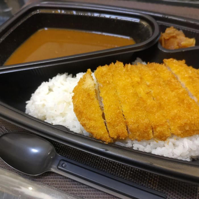 ココイチ「ウーバー価格」の衝撃実態, それでもデリバリー注文が増える「雨以外の日」, ココイチに限らず、ウーバーは「時間を買う」行為, ウーバーで割高なココイチを頼む人の特徴, 実際にウーバーで注文。届いた商品はまさかの…, ウーバー再興に「余力」確保は不可欠