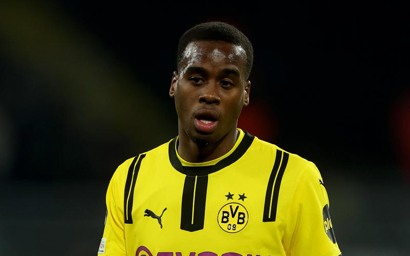 Latest transfer news headlines, Arsenal set new Gyokeres deadline, Osimhen chooses Man Utd move, Chelsea in talks over Dibling deal, Arsenal get huge Rodrygo boost, Madueke wants Arsenal move, Rashford chooses preferred next club, Woltemade to Bayern hits pothole, Calvert-Lewin receives Premier League, Bundesliga offers, DONE DEAL: Chelsea wonderkid joins Torino, Nwaneri in contract talks, Eze to push for Arsenal switch, Juventus to terminate Vlahovic?, DONE DEAL: Jonathan David joins Juventus, Martinelli to Saudi Arabia?, More on Gittens and Chelsea, Kyle Walker set for shock move, DONE DEAL: Keane extends Everton deal, Manchester City eye Inter defender, NEW: Man United tried for Ndidi last summer, Cunha handed No10 shirt, Man Utd quintet hand in transfer requests, Coutinho leaves Villa, Brownhill Burnley future uncertain, Hirst commits future to Ipswich, Scalvini top Newcastle target, Rashford to return to Man Utd, Galbraith set for Swans, David jets in for Juve medical, Cajuste attracting suitors, Charlton add Bell, Spurs appoint Martin Ho, Al-Nassr turn attention to Martinelli, Arsenal and Chelsea keeping tabs on Smit, Dumfries' release clause, Silva turns down Saudi, Williams speaks on new Bilbao deal, Man Utd not pursuing Calvert-Lewin, Tomiyasu to leave Arsenal, Nico Williams signs new deal, Man City appoint Andree Jeglertz, Arteta and Heinze set for Arsenal reunion, Gittens set for Chelsea move, DONE DEAL, David arrives for medical, Rodrygo boost, Arsenal to appoint Gabriel Heinze, Newcastle launch second Elanga bid, Arsenal hold fresh Madueke talks, Spurs looking to sell Richarlison, Diouf unimpressed by Burnley demands, Milambo signs for Brentford, Bournemouth close in on Diakite, Man City appoint Jeglertz, Newcastle launch Elanga bid, Gittens 'on verge' of Chelsea move, Milan complete Ricci deal, Shankland ends Hearts saga, Como to sign Kuhn, Pogba speaks on Monaco tears, Abraham joins Besiktas, Rodrygo set to leave Real, Juve keen on Sancho, but there is major stumbling block, Gittens latest, Manchester United in race against time to sign Mbeumo, Palace stand firm on Eze valuation, Conte targets £52m Lookman transfer, Sancho closing in on Man Utd exit, Sesko to Arsenal latest, Strasbourg agree deal for Chelsea target, PSG to rival Arsenal for Rodrygo, Man Utd prepare £43m Fabian Ruiz bid, Chelsea hold talks for Coulibaly, Arsenal given new Nico Williams hope, Chelsea eye Casado deal, Lookman price, Everton deal close, Arsenal get Cristhian Mosquera boost, Man Utd to sign Mbeumo this week, Sunderland close to Petrovic deal, New Tottenham bid for Kudus expected, Liverpool target Lukeba deal, Mosquera to Arsenal latest, Man Utd step up Watkins move, Arsenal handed new Rodrygo boost, Chelsea make shock bid for Real Madrid hero, Gyokeres agrees Arsenal deal, Chelsea exits, Kaoru Mitoma wants Brighton stay, DEAL AGREED, Joao Pedro shirt number, Giroud on Lille move, Crystal Palace make formal offer for Eze replacement, Pedro debut?, Juventus book David medical, Man Utd step up interest in '£60m' Watkins, DONE DEAL, New-look Chelsea, Fulham vindication, Premier League sides circle Leipzig star, Dani Olmo speaks out on Luis Diaz and Nico Williams