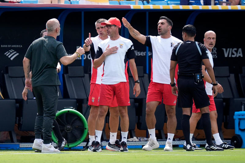 Chelsea vs Benfica live, FULL TIME: Chelsea 4-1 Benfica, FULL TIME: Chelsea 4-1 Benfica, FULL TIME: Chelsea 4-1 Benfica, Chelsea 4-1 Benfica, 120 minutes, Chelsea 4-1 Benfica, 118 minutes, GOAL! CHELSEA 4-1 Benfica (Kiernan Dewsbury-Hall, 117 minutes), GOAL! CHELSEA 3-1 Benfica (Pedro Neto, 115 minutes), Chelsea 2-1 Benfica, 112 minutes, Chelsea 2-1 Benfica, 111 minutes, GOAL! CHELSEA 2-1 Benfica (Christopher Nkunku, 109 minutes), Chelsea 1-1 Benfica, 107 minutes, Chelsea 1-1 Benfica, 106 minutes, HALF TIME IN EXTRA TIME: Chelsea 1-1 Benfica, Chelsea 1-1 Benfica, 105 minutes, Chelsea 1-1 Benfica, 104 minutes, Chelsea 1-1 Benfica, 103 minutes, Chelsea 1-1 Benfica, 100 minutes, Chelsea 1-1 Benfica, 99 minutes, Chelsea 1-1 Benfica, 96 minutes, Chelsea 1-1 Benfica, 95 minutes, RED CARD! Gianluca Prestianni is sent off! Chelsea 1-1 Benfica, 92 minutes, EXTRA TIME KICK OFF!, FT: Benfica 1-1 Chelsea - on to extra time, FT; Benfica 1-1 Chelsea, FULL TIME: Benfica 1-1 Chelsea, Chelsea 1-1 Benfica, 90 + 8 minutes, Chelsea 1-1 Benfica, 90 + 7 minutes, GOAL! Chelsea 1-1 BENFICA (Angel Di Maria, 90 + 5 minutes), PENALTY! Chelsea 1-0 Benfica, 90 + 2 minutes, Chelsea 1-0 Benfica, 90 + 2 minutes, Chelsea 1-0 Benfica, 90 + 2 minutes, Chelsea 1-0 Benfica, 90 minutes, Chelsea 1-0 Benfica, 89 minutes, Chelsea 1-0 Benfica, 88 minutes, Chelsea 1-0 Benfica, 87 minutes, Chelsea 1-0 Benfica, 85 minutes, Chelsea 1-0 Benfica, PLAY SET TO RESUME!!!!!!, PLAY SUSPENDED: Chelsea 1-0 Benfica, 85 minutes, PLAY SUSPENDED: Chelsea 1-0 Benfica, 85 minutes, PLAY SUSPENDED: Chelsea 1-0 Benfica, 85 minutes, PLAY SUSPENDED: Chelsea 1-0 Benfica, 85 minutes, PLAY SUSPENDED: Chelsea 1-0 Benfica, 85 minutes, PLAY SUSPENDED: Chelsea 1-0 Benfica, 85 minutes, Chelsea keeping the legs going on exercise bikes after long delay, PLAY SUSPENDED: Chelsea 1-0 Benfica, 85 minutes, PLAY SUSPENDED: Chelsea 1-0 Benfica, 85 minutes, PLAY SUSPENDED: Chelsea 1-0 Benfica, 85 minutes, PLAY SUSPENDED: Chelsea 1-0 Benfica, 85 minutes, PLAY SUSPENDED: Chelsea 1-0 Benfica, 85 minutes, PLAY SUSPENDED: Chelsea 1-0 Benfica, 85 minutes, PLAY SUSPENDED: Chelsea 1-0 Benfica, 85 minutes, Fifa release statement after play suspended, PLAY SUSPENDED: Chelsea 1-0 Benfica, 85 minutes, PLAY SUSPENDED: Chelsea 1-0 Benfica, 85 minutes, PLAY SUSPENDED: Chelsea 1-0 Benfica, 85 minutes, PLAY SUSPENDED: Chelsea 1-0 Benfica, 85 minutes, Chelsea 1-0 Benfica, 85 minutes, Chelsea 1-0 Benfica, 83 minutes, Chelsea 1-0 Benfica, 82 minutes, Offside! Chelsea 1-0 Benfica, 80 minutes, Chelsea 1-0 Benfica, 78 minutes, Chelsea 1-0 Benfica, 77 minutes, Chelsea 1-0 Benfica, 74 minutes, Chelsea 1-0 Benfica, 71 minutes, Chelsea 1-0 Benfica, 69 minutes, Chelsea 1-0 Benfica, 67 minutes, Chelsea 1-0 Benfica, 66 minutes, GOAL! CHELSEA 1-0 Benfica (Reece James, 64 minutes), Chelsea 0-0 Benfica, 62 minutes, Chelsea 0-0 Benfica, 61 minutes, Chelsea 0-0 Benfica, 58 minutes, Chelsea 0-0 Benfica, 57 minutes, Chelsea 0-0 Benfica, 55 minutes, Chelsea 0-0 Benfica, 52 minutes, Chelsea 0-0 Benfica, 50 minutes, Chelsea 0-0 Benfica, 49 minutes, Chelsea 0-0 Benfica, 47 minutes, Chelsea 0-0 Benfica, 46 minutes, Second half..., HT: Chelsea 0-0 Benfica, HALF TIME: Chelsea 0-0 Benfica, Chelsea 0-0 Benfica, 45 + 4 minutes, Chelsea 0-0 Benfica, 45 + 2 minutes, Chelsea 0-0 Benfica, 45 minutes, Chelsea 0-0 Benfica, 41 minutes, Chelsea 0-0 Benfica, 38 minutes, Chelsea 0-0 Benfica, 36 minutes, Chelsea 0-0 Benfica, 33 minutes, Chelsea 0-0 Benfica, 30 minutes, Chelsea 0-0 Benfica, 27 minutes, Chelsea 0-0 Benfica, 25 minutes, Chelsea 0-0 Benfica, 23 minutes, Chelsea 0-0 Benfica, 21 minutes, Chelsea 0-0 Benfica, 20 minutes, Chelsea 0-0 Benfica, 18 minutes, Chelsea 0-0 Benfica, 15 minutes, Chelsea 0-0 Benfica, 12 minutes