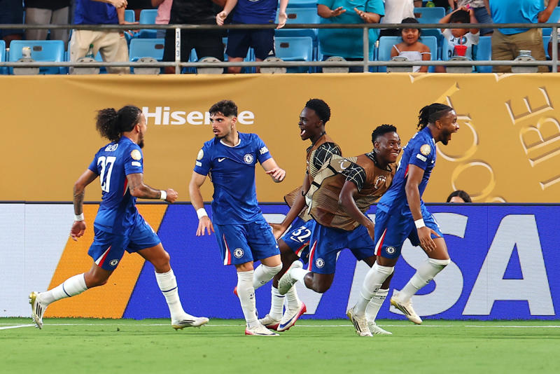 Chelsea vs Benfica live, FULL TIME: Chelsea 4-1 Benfica, FULL TIME: Chelsea 4-1 Benfica, FULL TIME: Chelsea 4-1 Benfica, Chelsea 4-1 Benfica, 120 minutes, Chelsea 4-1 Benfica, 118 minutes, GOAL! CHELSEA 4-1 Benfica (Kiernan Dewsbury-Hall, 117 minutes), GOAL! CHELSEA 3-1 Benfica (Pedro Neto, 115 minutes), Chelsea 2-1 Benfica, 112 minutes, Chelsea 2-1 Benfica, 111 minutes, GOAL! CHELSEA 2-1 Benfica (Christopher Nkunku, 109 minutes), Chelsea 1-1 Benfica, 107 minutes, Chelsea 1-1 Benfica, 106 minutes, HALF TIME IN EXTRA TIME: Chelsea 1-1 Benfica, Chelsea 1-1 Benfica, 105 minutes, Chelsea 1-1 Benfica, 104 minutes, Chelsea 1-1 Benfica, 103 minutes, Chelsea 1-1 Benfica, 100 minutes, Chelsea 1-1 Benfica, 99 minutes, Chelsea 1-1 Benfica, 96 minutes, Chelsea 1-1 Benfica, 95 minutes, RED CARD! Gianluca Prestianni is sent off! Chelsea 1-1 Benfica, 92 minutes, EXTRA TIME KICK OFF!, FT: Benfica 1-1 Chelsea - on to extra time, FT; Benfica 1-1 Chelsea, FULL TIME: Benfica 1-1 Chelsea, Chelsea 1-1 Benfica, 90 + 8 minutes, Chelsea 1-1 Benfica, 90 + 7 minutes, GOAL! Chelsea 1-1 BENFICA (Angel Di Maria, 90 + 5 minutes), PENALTY! Chelsea 1-0 Benfica, 90 + 2 minutes, Chelsea 1-0 Benfica, 90 + 2 minutes, Chelsea 1-0 Benfica, 90 + 2 minutes, Chelsea 1-0 Benfica, 90 minutes, Chelsea 1-0 Benfica, 89 minutes, Chelsea 1-0 Benfica, 88 minutes, Chelsea 1-0 Benfica, 87 minutes, Chelsea 1-0 Benfica, 85 minutes, Chelsea 1-0 Benfica, PLAY SET TO RESUME!!!!!!, PLAY SUSPENDED: Chelsea 1-0 Benfica, 85 minutes, PLAY SUSPENDED: Chelsea 1-0 Benfica, 85 minutes, PLAY SUSPENDED: Chelsea 1-0 Benfica, 85 minutes, PLAY SUSPENDED: Chelsea 1-0 Benfica, 85 minutes, PLAY SUSPENDED: Chelsea 1-0 Benfica, 85 minutes, PLAY SUSPENDED: Chelsea 1-0 Benfica, 85 minutes, Chelsea keeping the legs going on exercise bikes after long delay, PLAY SUSPENDED: Chelsea 1-0 Benfica, 85 minutes, PLAY SUSPENDED: Chelsea 1-0 Benfica, 85 minutes, PLAY SUSPENDED: Chelsea 1-0 Benfica, 85 minutes, PLAY SUSPENDED: Chelsea 1-0 Benfica, 85 minutes, PLAY SUSPENDED: Chelsea 1-0 Benfica, 85 minutes, PLAY SUSPENDED: Chelsea 1-0 Benfica, 85 minutes, PLAY SUSPENDED: Chelsea 1-0 Benfica, 85 minutes, Fifa release statement after play suspended, PLAY SUSPENDED: Chelsea 1-0 Benfica, 85 minutes, PLAY SUSPENDED: Chelsea 1-0 Benfica, 85 minutes, PLAY SUSPENDED: Chelsea 1-0 Benfica, 85 minutes, PLAY SUSPENDED: Chelsea 1-0 Benfica, 85 minutes, Chelsea 1-0 Benfica, 85 minutes, Chelsea 1-0 Benfica, 83 minutes, Chelsea 1-0 Benfica, 82 minutes, Offside! Chelsea 1-0 Benfica, 80 minutes, Chelsea 1-0 Benfica, 78 minutes, Chelsea 1-0 Benfica, 77 minutes, Chelsea 1-0 Benfica, 74 minutes, Chelsea 1-0 Benfica, 71 minutes, Chelsea 1-0 Benfica, 69 minutes, Chelsea 1-0 Benfica, 67 minutes, Chelsea 1-0 Benfica, 66 minutes, GOAL! CHELSEA 1-0 Benfica (Reece James, 64 minutes), Chelsea 0-0 Benfica, 62 minutes, Chelsea 0-0 Benfica, 61 minutes, Chelsea 0-0 Benfica, 58 minutes, Chelsea 0-0 Benfica, 57 minutes, Chelsea 0-0 Benfica, 55 minutes, Chelsea 0-0 Benfica, 52 minutes, Chelsea 0-0 Benfica, 50 minutes, Chelsea 0-0 Benfica, 49 minutes, Chelsea 0-0 Benfica, 47 minutes, Chelsea 0-0 Benfica, 46 minutes, Second half..., HT: Chelsea 0-0 Benfica, HALF TIME: Chelsea 0-0 Benfica, Chelsea 0-0 Benfica, 45 + 4 minutes, Chelsea 0-0 Benfica, 45 + 2 minutes, Chelsea 0-0 Benfica, 45 minutes, Chelsea 0-0 Benfica, 41 minutes, Chelsea 0-0 Benfica, 38 minutes, Chelsea 0-0 Benfica, 36 minutes, Chelsea 0-0 Benfica, 33 minutes, Chelsea 0-0 Benfica, 30 minutes, Chelsea 0-0 Benfica, 27 minutes, Chelsea 0-0 Benfica, 25 minutes, Chelsea 0-0 Benfica, 23 minutes, Chelsea 0-0 Benfica, 21 minutes, Chelsea 0-0 Benfica, 20 minutes, Chelsea 0-0 Benfica, 18 minutes, Chelsea 0-0 Benfica, 15 minutes, Chelsea 0-0 Benfica, 12 minutes