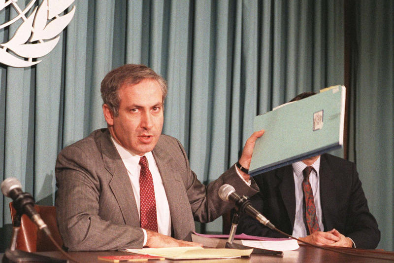 Netanyahu's rhetoric, Since 1995, A recollection of all of Netanyahu’s statements, Nuclear weapons before the year 2000?, 250 bombs in a decade, 'Messianic and apocalyptic cult', The 2012 Atomic Bomb Drawing, A recurring alert, 'They have the means to do it', A dangerous rhetoric, A top nuclear power themselves