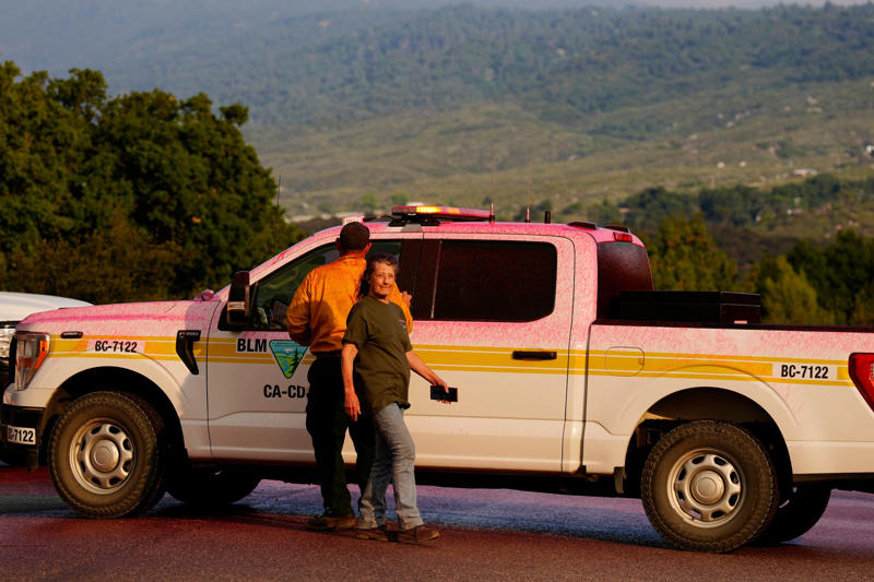 See firefighters battle Wolf Fire in Southern California as residents evacuate
