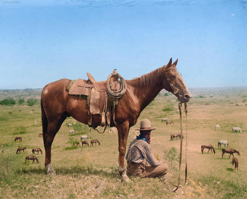1. Cowboy Taking a Rest in Bonham, Texas (1910), 2. American Soldiers Paying Tribute to More Than 8 Million Horses, Mules, and Donkeys Who Died During World War I (1918), 3. Harriet Tubman at 89 Years Old (1911), 4. Lumberjacks in Portland (1915), 5. Fountain Frozen Solid in Detroit (1917), 6. Olympic Shooting (1912), 7. Gettysburg: Standing at the Bloody Angle Where 3,000 Soldiers Died (1913), 8. Native Americans of the Blackfoot Tribe at Glacier National Park (1913), 9. Six-Year-Old Boy After He Won a Pie-Eating Contest (1916), 10. Agatha Christie in Her WW1 Nurse Uniform (1914), 11. A Soldier from the Harlem Hellfighters Returning Home After World War I (1917), 12. Human Statue of Liberty Made With 18,000 Men (1918), 13. Pyramid of Captured German Helmets in New York (1918), 14. Harlem Hellfighters Back From WWI (1919), 15. Jack Johnson, the First Black Heavyweight Champ (1912), 16. Charlie Chaplin Without Makeup (1916), 17. Visiting a Food Truck (1919), 18. Forging the Chain for the Titanic’s Anchor (1910), 19. Harry Houdini After a Stunt (1914), 20. Dorm Room at the University of Illinois (1910), 21. Man Performing His Magic Act at the Empire Theater in Belfast (1913), 22. Tennis Tournament Winner (1912), 23. Buddies (1910), 24. Ice Delivery Girls (1918), 25. Chester McDuffee and His Aluminum Alloy Diving Suit That Weighed 485 lbs (1911), 26. William Harley and Arthur Davidson (1914), 27. When the Bells Rang on the Western Front (1918), 28. Nikola Tesla in His New York Office (1916), 29. Suffragettes (1911)