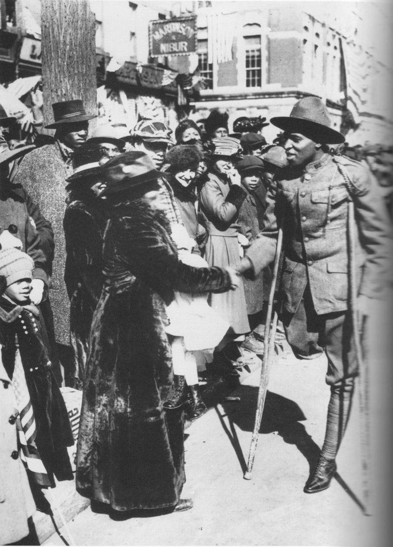 1. Cowboy Taking a Rest in Bonham, Texas (1910), 2. American Soldiers Paying Tribute to More Than 8 Million Horses, Mules, and Donkeys Who Died During World War I (1918), 3. Harriet Tubman at 89 Years Old (1911), 4. Lumberjacks in Portland (1915), 5. Fountain Frozen Solid in Detroit (1917), 6. Olympic Shooting (1912), 7. Gettysburg: Standing at the Bloody Angle Where 3,000 Soldiers Died (1913), 8. Native Americans of the Blackfoot Tribe at Glacier National Park (1913), 9. Six-Year-Old Boy After He Won a Pie-Eating Contest (1916), 10. Agatha Christie in Her WW1 Nurse Uniform (1914), 11. A Soldier from the Harlem Hellfighters Returning Home After World War I (1917), 12. Human Statue of Liberty Made With 18,000 Men (1918), 13. Pyramid of Captured German Helmets in New York (1918), 14. Harlem Hellfighters Back From WWI (1919), 15. Jack Johnson, the First Black Heavyweight Champ (1912), 16. Charlie Chaplin Without Makeup (1916), 17. Visiting a Food Truck (1919), 18. Forging the Chain for the Titanic’s Anchor (1910), 19. Harry Houdini After a Stunt (1914), 20. Dorm Room at the University of Illinois (1910), 21. Man Performing His Magic Act at the Empire Theater in Belfast (1913), 22. Tennis Tournament Winner (1912), 23. Buddies (1910), 24. Ice Delivery Girls (1918), 25. Chester McDuffee and His Aluminum Alloy Diving Suit That Weighed 485 lbs (1911), 26. William Harley and Arthur Davidson (1914), 27. When the Bells Rang on the Western Front (1918), 28. Nikola Tesla in His New York Office (1916), 29. Suffragettes (1911)
