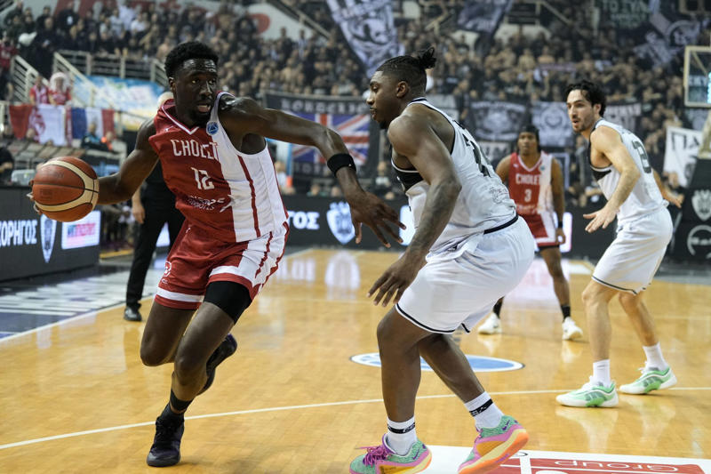 Passing or failing, Dallas Mavericks: A+, Philadelphia 76ers: A, Charlotte Hornets: D, Utah Jazz: B, Washington Wizards: B, New Orleans Pelicans: B-, Brooklyn Nets: C+, Toronto Raptors: D-, Houston Rockets: C, Portland Trail Blazers: C-, Oklahoma City Thunder: B-, Memphis Grizzlies: B-, Minnesota Timberwolves: B, Miami Heat: B+, Orlando Magic: B+, Boston Celtics: C+, Phoenix Suns: A-, Los Angeles Clippers: C+, Detroit Pistons: B+, Sacramento Kings: B, Milwaukee Bucks: C-, Cleveland Cavaliers: B-, New York Knicks: C-, Indiana Pacers: C, Los Angeles Lakers: C, Denver Nuggets: C