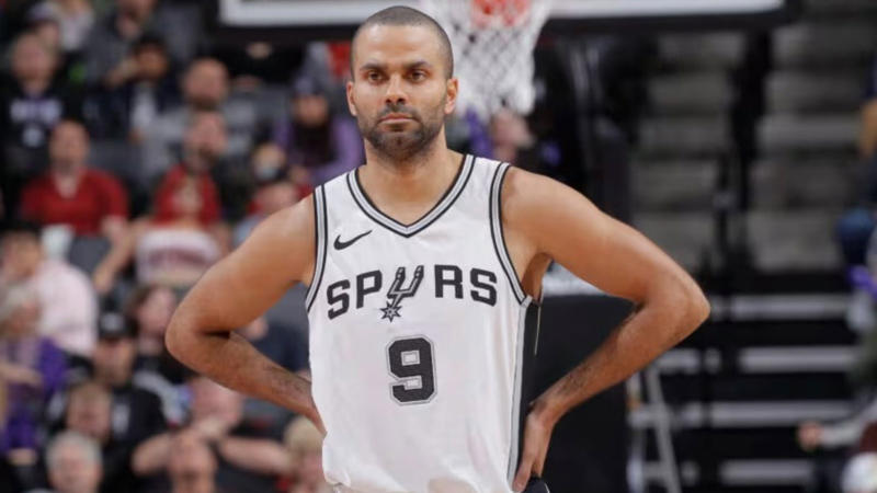 15) Rudy Gobert, 14) Toni Kukoc, 13) Victor Wembanyama, 12) Dražen Petrović, 11) Domantas Sabonis, 10) Vlade Divac, 9) Marc Gasol, 8) Peja Stojaković, 7) Arvydas Sabonis, 6) Tony Parker, 5) Pau Gasol, 4) Luka Dončić, 3) Giannis Antetokounmpo, 2) Nikola Jokić, 1) Dirk Nowitzki