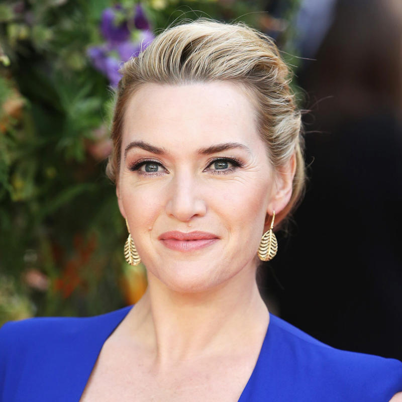 Subtle Smoky Eye in 2015 Fresh-Faced in 1986, English Rose in 2002, Shimmery Y2K Makeup in 2004, Romantic Curls in 2005, '60s-Inspired in 2007, Beach Blonde in 2008, Windswept in 2009, Red Carpet Glam in 2009, Mini Pompadour in 2011, Sideswept in 2012, Classic Hollywood in 2012, Effortless Waves and a Pink Pout in 2014, Subtle Smoky Eye in 2015, Hair Flip in 2016, Monochrome Pink Makeup in 2017, Face-Framing Updo in 2021, Shoulder-Length Curls in 2022, Simple Updo and Lip Tint in 2025