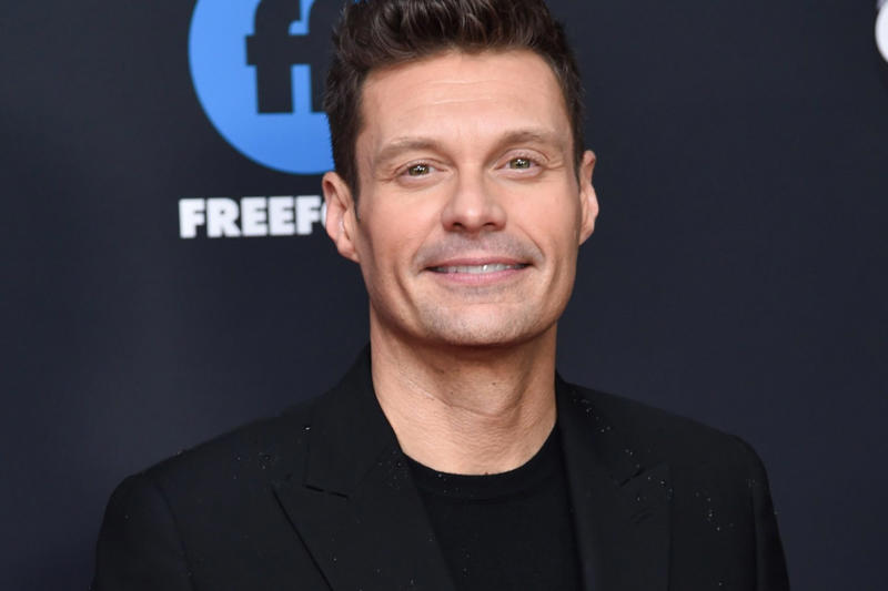 Ryan Seacrest From the microphone to legend, Johnny Carson, Larry King, David Letterman, Ed Sullivan, Graham Norton, Conan O’Brien, Howard Stern, Trevor Noah, Jon Stewart, James Lipton, Ryan Seacrest, Regis Philbin, Bill Moyers