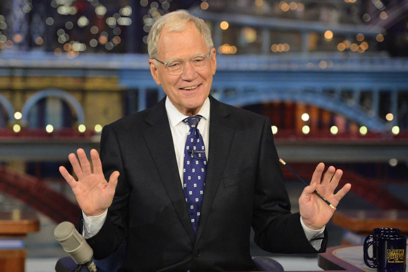 David Letterman From the microphone to legend, Johnny Carson, Larry King, David Letterman, Ed Sullivan, Graham Norton, Conan O’Brien, Howard Stern, Trevor Noah, Jon Stewart, James Lipton, Ryan Seacrest, Regis Philbin, Bill Moyers