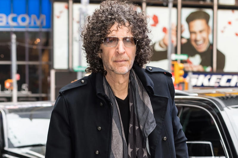 Howard Stern From the microphone to legend, Johnny Carson, Larry King, David Letterman, Ed Sullivan, Graham Norton, Conan O’Brien, Howard Stern, Trevor Noah, Jon Stewart, James Lipton, Ryan Seacrest, Regis Philbin, Bill Moyers