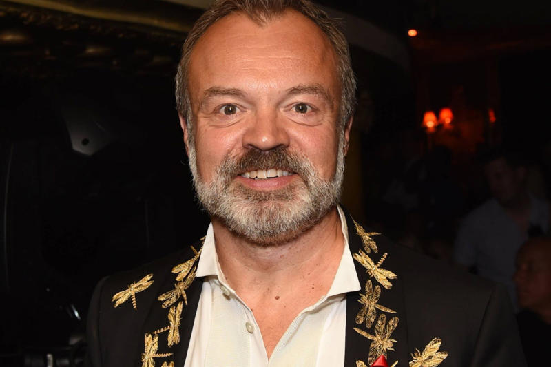 Graham Norton From the microphone to legend, Johnny Carson, Larry King, David Letterman, Ed Sullivan, Graham Norton, Conan O’Brien, Howard Stern, Trevor Noah, Jon Stewart, James Lipton, Ryan Seacrest, Regis Philbin, Bill Moyers
