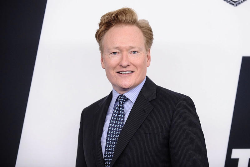 Conan O’Brien From the microphone to legend, Johnny Carson, Larry King, David Letterman, Ed Sullivan, Graham Norton, Conan O’Brien, Howard Stern, Trevor Noah, Jon Stewart, James Lipton, Ryan Seacrest, Regis Philbin, Bill Moyers
