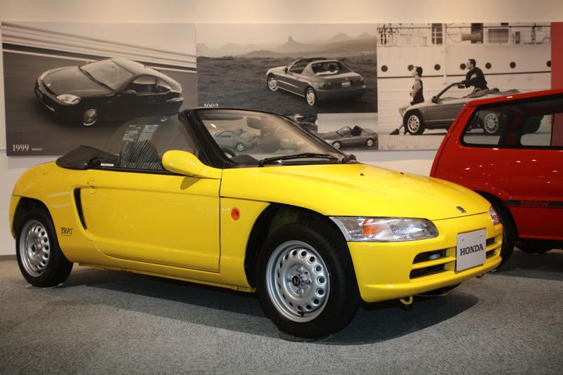 Honda Beat (1991) Curtiss Special (1924), Honda S360 (1962), Honda S500 (1963), Honda S800 (1968), Honda N360 (1967), Honda 1300 (1969), Honda 1300 Coupe S (1970), Honda Civic (1972), Honda Civic Country estate car (1980), Honda RA272 F1 car (1965), Honda P800 Pick-Up (1966), Honda Z (1970), Honda Life Step Van (1972), Honda Electro Gyrocator (1981), Honda Ballade Sports CR-X (1983), Honda Beat (1991), Honda Insight (1999), Honda Legend (1985), Honda Dream D (1949), Honda RA series of F1 cars (1964-68), Spirit Honda 201C (1983), Williams FW09 (1984), Williams FW11 (1986), Honda Indy 500 winner (2004), Honda RA106 (2006), Honda NSX Le Mans (1995), Motorcycle racing hall