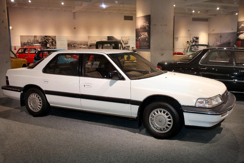Honda Legend (1985) Curtiss Special (1924), Honda S360 (1962), Honda S500 (1963), Honda S800 (1968), Honda N360 (1967), Honda 1300 (1969), Honda 1300 Coupe S (1970), Honda Civic (1972), Honda Civic Country estate car (1980), Honda RA272 F1 car (1965), Honda P800 Pick-Up (1966), Honda Z (1970), Honda Life Step Van (1972), Honda Electro Gyrocator (1981), Honda Ballade Sports CR-X (1983), Honda Beat (1991), Honda Insight (1999), Honda Legend (1985), Honda Dream D (1949), Honda RA series of F1 cars (1964-68), Spirit Honda 201C (1983), Williams FW09 (1984), Williams FW11 (1986), Honda Indy 500 winner (2004), Honda RA106 (2006), Honda NSX Le Mans (1995), Motorcycle racing hall