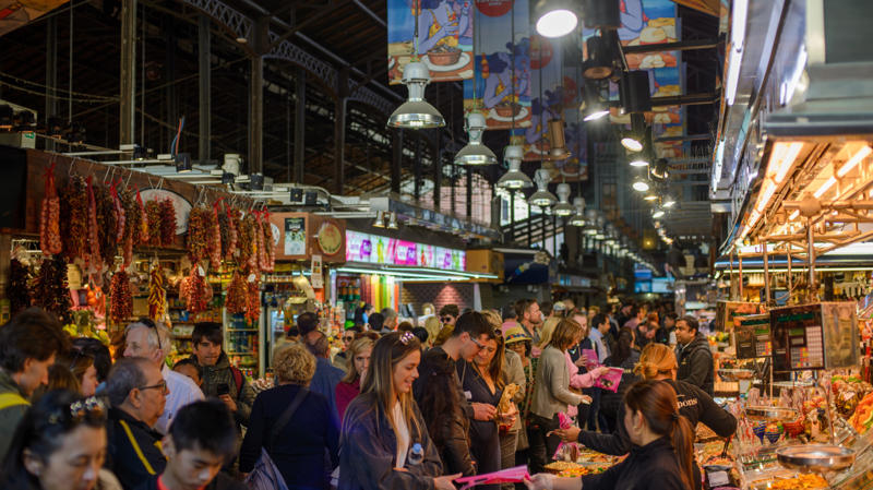 Grand Bazaar, Istanbul, Turkey, Chatuchak Weekend Market, Bangkok, Thailand, La Boqueria, Barcelona, Spain, Marché des Enfants Rouges, Paris, France, Borough Market, London, United Kingdom, Chichicastenango Market, Guatemala, Khan el-Khalili, Cairo, Egypt, Damnoen Saduak Floating Market, Thailand, Amphawa Floating Market, Thailand, Ver-o-Peso, Belém, Brazil, Gwangjang Market, Seoul, South Korea, Izmailovsky Market, Moscow, Russia, Temple Street Night Market, Hong Kong, Kashgar Sunday Market, Kashgar, China, Time Out Market, Lisbon, Portugal
