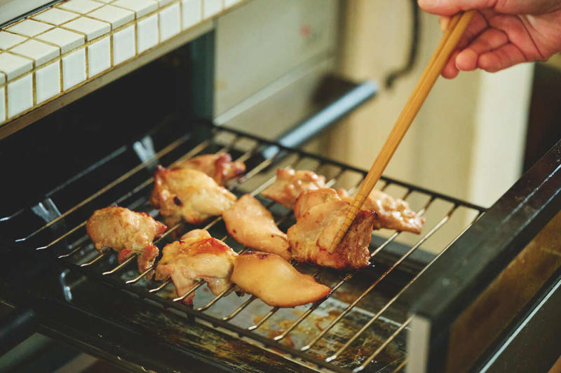 自分に合う食事方法を見極めて、肌も体調も絶好調, 1：糖質オフをやめて、毎食お米を食べる, 2：脂質の多い食事を見直して、胃腸の働きがよくなった, 3：胃が重い日は、酒粕スムージーでリセット