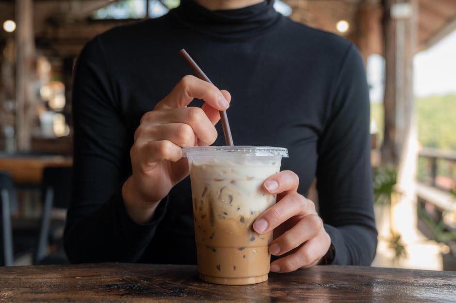 Does coffee dehydrate your body?, Is coffee a vasoconstrictor?, Do experts recommend people stop drinking coffee when it's hot out?, Precautions to take in the summer heat:
