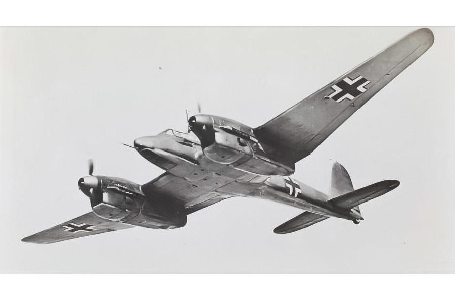 5: Focke-Wulf Fw 187 10: Martin-Baker MB3, 9: Martin-Baker MB5, 8: Miles M.20, 7: Douglas XB-42 Mixmaster, 6: Dornier Do 335, 5: Focke-Wulf Fw 187, 6: Focke-Wulf Fw 187, 4: Polikarpov I-185, 3: Beechcraft XA-38 Grizzly, 2: Grumman F5F ‘Skyrocket’, 1: Heinkel He 100