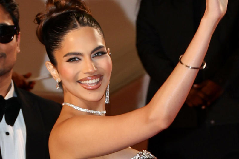 She gave up her 'Miss' crown She gave up her 'Miss' crown, "I don't want to continue pretending anymore.", Big goals, Her family, her first support, Studies in psychology, Her journey in beauty pageants, A forced routine, His accommodation in Bangkok, The organization responded coldly