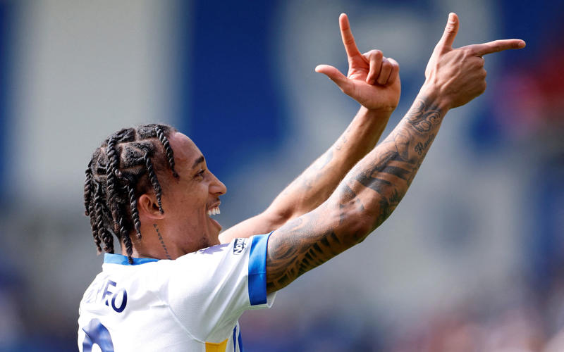 Latest transfer news headlines, Tottenham confident over cut-price Kudus deal, Milambo undergoes Brentford medical, Crystal Palace close to Diomande deal, Tottenham open talks over Kudus deal, Liverpool target Isak, Osimhen and Ekitike, Richarlison set to swap Tottenham for Galatasaray, Liverpool name Harvey Elliott asking price, Liverpool in advanced talks over Guehi deal, Arsenal hold positive meeting over Eze, Joao Pedro completes Chelsea medical, Eze to Arsenal twist, Arsenal handed Nico Williams transfer hope, Arsenal make new Mosquera bid, Liverpool handed major new Isak boost, Chelsea eye Kudus despite Pedro and Gittens deals, Man Utd make contact over Watkins deal, Arsenal in talks over huge Eze move, Messi in contract talks, New-look Chelsea attack, Bayern target Luis Diaz, Liverpool striker shortlist, Chelsea to rival Tottenham for Kudus, Tete to sign Fulham contract, Chelsea and Liverpool transfer target spotted in Man Utd shirt, Jesus issues positive injury update amid Arsenal striker transfer saga, Arsenal make Eze contact, Rashford heading back to Manchester United, DONE DEAL, Liverpool confirm latest deal, Watkins on Man Utd shortlist, Estevao to face Chelsea?, Norgaard gets Brentford blessing to complete Arsenal move, Turkey extend Montella deal, Liverpool close in on Guehi, Man Utd confirm new role for Evans, Arsenal increase bid for Mosquera, James Trafford to Newcastle hits hitch, Tottenham optimistic over cut-price Kudus deal, Atletico submit first bid for Romero, Zubimendi flies to London, Man Utd set Mbeumo deadline, Giroud confirms Lille move after MLS struggles, Man United may have to pay off players, Arsenal aware of Gyokeres U-turn, Chelsea 'offered' Emi Martinez, Spurs deny Mbeumo bid, Calvert-Lewin leaving Everton today, Arsenal could turn to Ekitike, Arsenal rival Tottenham for Eze, Joao Pedro having medical in USA ahead of £50m+ Chelsea move, Sporting issue Gyokeres statement, Walker return confirmed, Newcastle blow, Chelsea set for Pedro boost, Pogba is back, Spurs offer Moore new deal, Reinildo to join Sunderland, Partey set for Arsenal exit, Chelsea agree Pedro deal, Woltemade turns down Chelsea, Napoli in Nunez talks, Quansah books Bundesliga medical, Arsenal move for Mosquera, Marc Guehi latest, CONFIRMED: Calvert-Lewin leaves Everton, Forest move for Mikautadze, Joao Pedro to play for Chelsea at Club World Cup?, Tyrell Malacia returns to United, Brighton facing first-team exodus, Liverpool close in on Guehi, Rangers pick up Brighton starlet, James Trafford to Newcastle hits hitch, Chelsea Club World Cup prize money, Gyokeres latest, Arsenal in Eze talks, Chelsea push for Pedro, Man United to pay off players, Vinicius set for new Real Madrid deal, Chelsea 'offered' Emi Martinez, Jamie Gittens passes medical, Gittens to sign for Chelsea, Pogba completes Monaco move, Dortmund prospect completes shock move, Liverpool 'close in' on Guehi, Boniface now 'leading target' for Saudi side, Fati completes Monaco move, Chelsea offered Martinez deal, Joao Pedro latest, QPR confirm Poku signing