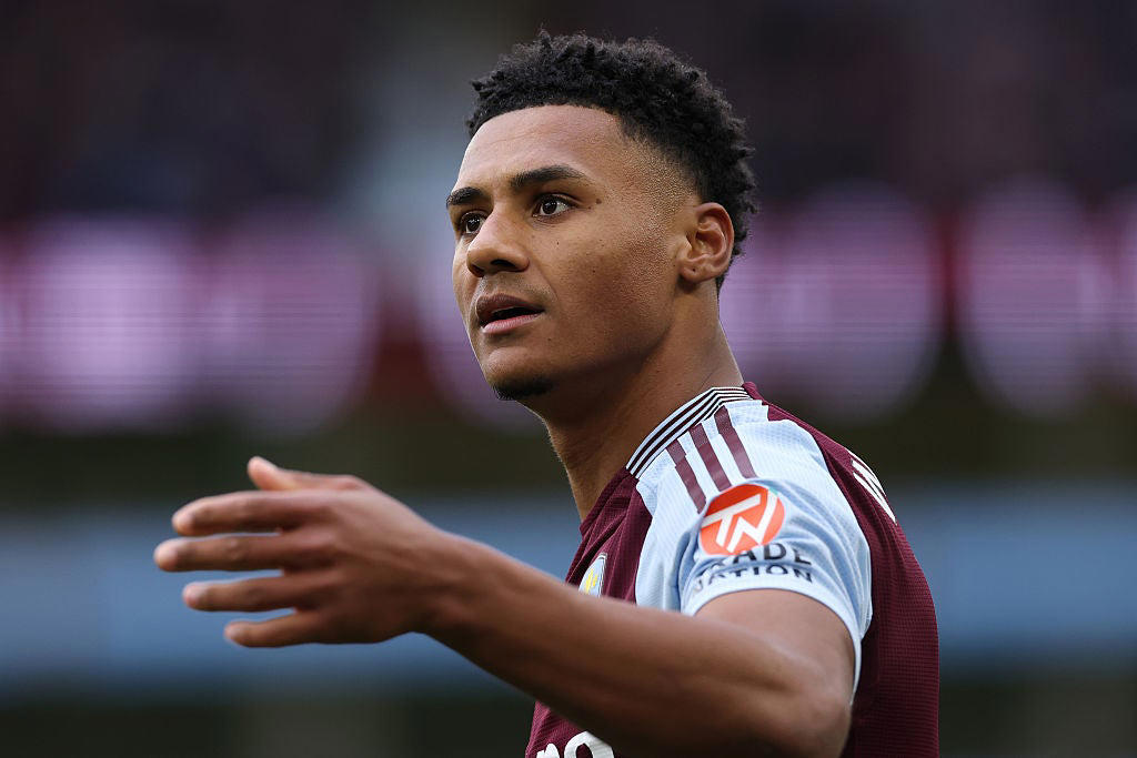 Transfer news live, List of Premier League free agents, Ollie Watkins emerges as Manchester United transfer target, Arsenal complete permanent deal for Chloe Kelly, Southampton reject bid for Taylor Harwood-Bellis, Jarell Quansah completes move from Liverpool to Bayer Leverkusen, Jamie Gittens to have Chelsea medical after £55m offer accepted, Borussia Dortmund exploring deal for Chelsea starlet Josh Acheampong, Man City begin Ruben Dias contract extension talks, Juventus and Newcastle vie for Argentine defender, Juventus close in on Jonathan David, Tottenham target Mohammed Kudus, Brentford chief provides update on Bryan Mbeumo future, Liverpool give Bayern firm response over Luis Diaz, Arsenal plan Norgaard medical, Arsenal sign goalkeeper Kepa Arrizabalaga from Chelsea, Arsenal submit Noni Madueke offer, Potential Marc Guehi replacement emerges for Crystal Palace, Liverpool continue pursuit of Marc Guehi..., Arsenal lead Eberechi Eze race over Tottenham, Arsenal close in on Viktor Gyokeres, Transfer news live