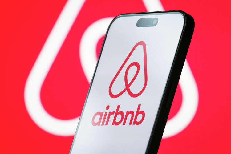 Minimum wage going up in many California cities, Amazon must report sellers of stolen goods to police, Hands off your phone while driving , Airbnb hosts have to disclose fees, Extended IVF coverage, Click to cancel subscriptions, Drink lids available at bars