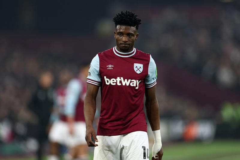 Latest transfer news headlines, Chelsea eye Casado deal, Lookman price, Everton deal close, Arsenal get Cristhian Mosquera boost, Man Utd to sign Mbeumo this week, Sunderland close to Petrovic deal, New Tottenham bid for Kudus expected, Liverpool target Lukeba deal, Mosquera to Arsenal latest, Man Utd step up Watkins move, Arsenal handed new Rodrygo boost, Chelsea make shock bid for Real Madrid hero, Gyokeres agrees Arsenal deal, Chelsea exits, Kaoru Mitoma wants Brighton stay, DEAL AGREED, Joao Pedro shirt number, Giroud on Lille move, Crystal Palace make formal offer for Eze replacement, Pedro debut?, Juventus book David medical, Man Utd step up interest in '£60m' Watkins, DONE DEAL, New-look Chelsea, Fulham vindication, Premier League sides circle Leipzig star, Dani Olmo speaks out on Luis Diaz and Nico Williams, DONE DEAL: Valentin Barco joins Strasbourg, DONE DEAL: Baena joins Atletico Madrid, Other options for Petrovic, Yoan Bonny to Inter: Here we go, Victor Boniface to stay at Leverkusen, Sunderland continue squad overhaul, Djorde Petrovic finds new home, Lyon set Fofana fee, Immobile Besiktas deal terminated, Hurzeler speaks on Pedro departure, DONE DEAL! Chelsea sign £60m Joao Pedro, Suarez considering retirement, Liverpool confirm appointment of ex-Arsenal player, Manchester United confirm interest in Ruiz, DONE DEAL: Spurs add Tōko Koga, Goodman extends Crystal Palace deal before new loan, Barcelona cannot register Williams, Brentford to announce Milambo signing, DONE DEAL! Quansah joins Leverkusen, BREAKING NEWS: Branthwaite signs new Everton contract, Liverpool reject Bayern's Diaz bid, Man City set to begin Dias contract talks, Liverpool in advanced talks over Guehi deal, West Ham fail with Diouf bid, Chelsea set to announce £60m Joao Pedro, New Eze twist in Arsenal transfer pursuit, David to join Juve, Kudus becomes Spurs' top priority, Bayern 'gather information' on Luis Diaz, Rodrygo 'perfect fit' for Arsenal, Chloe Kelly confirms permanent City exit, Olivier Giroud spotted in France ahead of Lille switch, Juventus to sign Jonathan David, SIGNED: Semenyo extends Bournemouth deal, Bayern Munich confirm new Jamal Musiala shirt number, Villa land Turkish target, Arsenal 'close to agreement' with Gyokeres, Newcastle target defensive upgrades, Why it does not make sense for Arsenal to sign Madueke, Chelsea to make more attacking signings?, DONE DEAL: Sunderland add Habib Diarra, DONE DEAL: Williams extends Forest stay, Joao Pedro signs Chelsea contract, Malick Fofana receives a Premier League offer, DONE DEAL: Chelsea's Lawrence joins OL Lyonnes, Messi in contract talks, Kepa: I spoke with Kai before Arsenal move, BREAKING: Arsenal confirm Kepa signing, Manchester United confirm interest in Ruiz, Liverpool working on Ekitike deal, Madueke to Arsenal latest, West Ham fail with Diouf bid, Arsenal exploring Eze deal after talks held, Partey attracting interest after Arsenal exit, Arsenal submit bid for Madueke, Tottenham confident over cut-price Kudus deal, Milambo undergoes Brentford medical, Crystal Palace close to Diomande deal, Tottenham open talks over Kudus deal, Liverpool target Isak, Osimhen and Ekitike, Richarlison set to swap Tottenham for Galatasaray, Liverpool name Harvey Elliott asking price, Liverpool in advanced talks over Guehi deal, Arsenal hold positive meeting over Eze, Joao Pedro completes Chelsea medical, Tete to stay at Fulham, Eze to Arsenal twist, Arsenal handed Nico Williams transfer hope