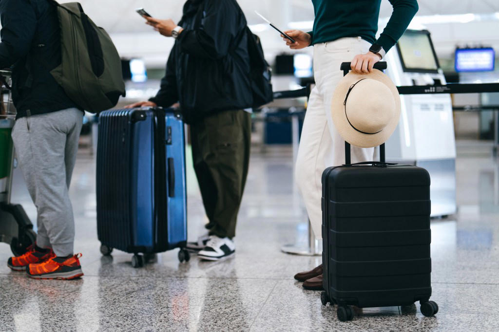 Travel chaos hits the US with flights grounded coast to coast