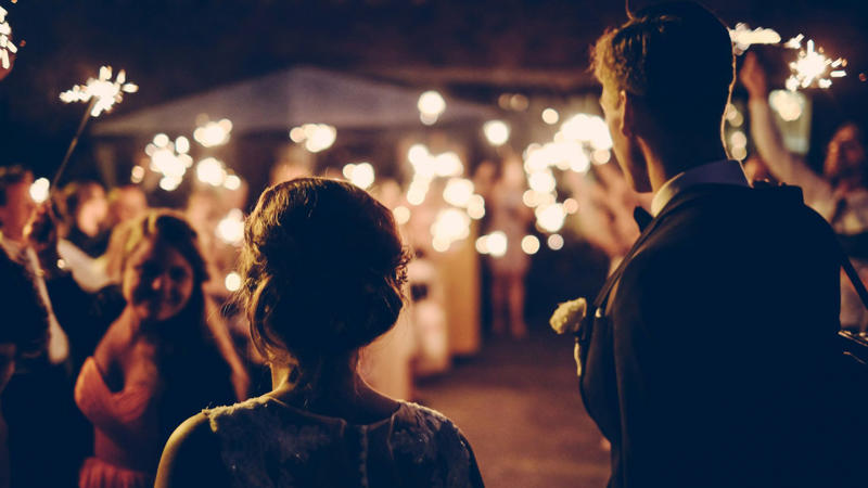 1. Dress Appropriately, 2. RSVP Promptly, 3. Arrive On Time, 4. Respect the Ceremony, 6. Participate Politely, 7. Avoid Bringing Uninvited Guests, 8. Gift Appropriately, 9. Limit Alcohol Consumption, 10. Offer Congratulatory Words, 1. Don't Wear White, 2. Don't Bring a Plus One Without Permission, 3. Don't Ignore Other Guests, 4. Don't Come With A Bad Mood, 5. Don't Use Your Phone During the Ceremony, 6. Don't Upstage the Couple, 7. Don't Get Too Personal in Speeches, 8. Don't Criticize the Wedding Details, 9. Don't Leave Too Early, 10. Don't Forget to Thank the Hosts