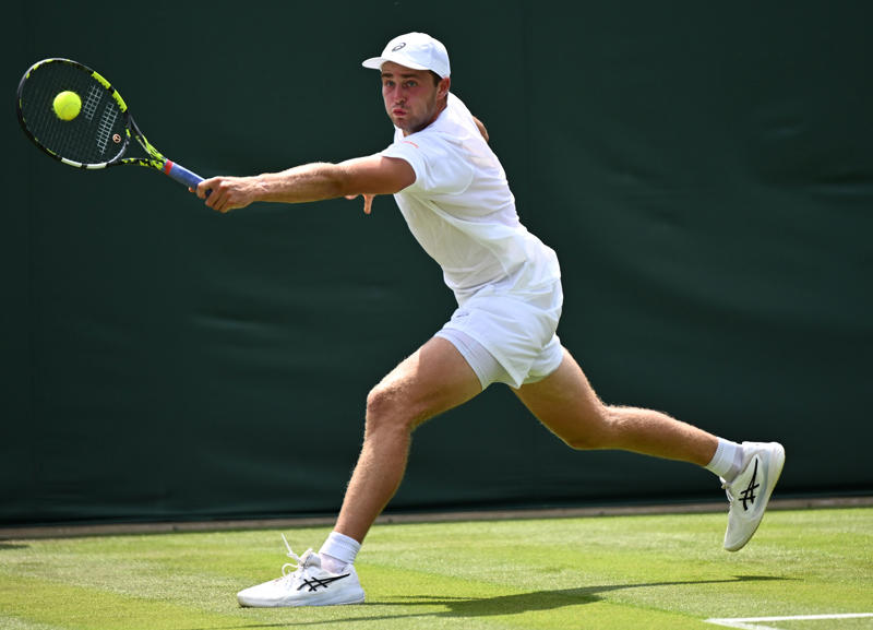 Wimbledon day 2 live, Jannik Sinner breaks, Krejcikova breaks early in second set, Britwatch, Jannik Sinner takes second set, Defending champion a set away from going home, Barbora Krejcikova serves to stay in set, Sinner one game away from second set, Sinner in cruise control in the second set, GB's George Loffhagen off to a flyer, Alexandra Eala one game away from first set, Alexandra Eala takes lead on Centre Court, Jannik Sinner breaks in the second set, Alexandra Eala breaks defending champion straight back, Jannik Sinner holds, Barbora Krejcikova begins title defence on Centre Court, Jannik Sinner takes the first set, Wimbledon day two live, Jannik Sinner a game way from first set, Wimbledon day two live, Wimbledon day two live, Jannik Sinner on serve early on, Wimbledon day two live, Game, set and match! Heather Watson ousted in first round, Jannik Sinner holds serve to start, Heather Watson in dire situation against Clara Tauson, Wimbledon day two live, Britain's Johannus Monday eliminated by Tommy Paul, Wimbledon day two live, Wimbledon day two live, Heather Watson drops second set as Clara Tauson tie goes the distance, Wimbledon day two live, Heather Watson races to first set!