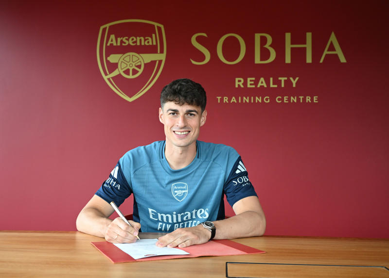 Latest transfer news headlines, Chelsea eye Casado deal, Lookman price, Everton deal close, Arsenal get Cristhian Mosquera boost, Man Utd to sign Mbeumo this week, Sunderland close to Petrovic deal, New Tottenham bid for Kudus expected, Liverpool target Lukeba deal, Mosquera to Arsenal latest, Man Utd step up Watkins move, Arsenal handed new Rodrygo boost, Chelsea make shock bid for Real Madrid hero, Gyokeres agrees Arsenal deal, Chelsea exits, Kaoru Mitoma wants Brighton stay, DEAL AGREED, Joao Pedro shirt number, Giroud on Lille move, Crystal Palace make formal offer for Eze replacement, Pedro debut?, Juventus book David medical, Man Utd step up interest in '£60m' Watkins, DONE DEAL, New-look Chelsea, Fulham vindication, Premier League sides circle Leipzig star, Dani Olmo speaks out on Luis Diaz and Nico Williams, DONE DEAL: Valentin Barco joins Strasbourg, DONE DEAL: Baena joins Atletico Madrid, Other options for Petrovic, Yoan Bonny to Inter: Here we go, Victor Boniface to stay at Leverkusen, Sunderland continue squad overhaul, Djorde Petrovic finds new home, Lyon set Fofana fee, Immobile Besiktas deal terminated, Hurzeler speaks on Pedro departure, DONE DEAL! Chelsea sign £60m Joao Pedro, Suarez considering retirement, Liverpool confirm appointment of ex-Arsenal player, Manchester United confirm interest in Ruiz, DONE DEAL: Spurs add Tōko Koga, Goodman extends Crystal Palace deal before new loan, Barcelona cannot register Williams, Brentford to announce Milambo signing, DONE DEAL! Quansah joins Leverkusen, BREAKING NEWS: Branthwaite signs new Everton contract, Liverpool reject Bayern's Diaz bid, Man City set to begin Dias contract talks, Liverpool in advanced talks over Guehi deal, West Ham fail with Diouf bid, Chelsea set to announce £60m Joao Pedro, New Eze twist in Arsenal transfer pursuit, David to join Juve, Kudus becomes Spurs' top priority, Bayern 'gather information' on Luis Diaz, Rodrygo 'perfect fit' for Arsenal, Chloe Kelly confirms permanent City exit, Olivier Giroud spotted in France ahead of Lille switch, Juventus to sign Jonathan David, SIGNED: Semenyo extends Bournemouth deal, Bayern Munich confirm new Jamal Musiala shirt number, Villa land Turkish target, Arsenal 'close to agreement' with Gyokeres, Newcastle target defensive upgrades, Why it does not make sense for Arsenal to sign Madueke, Chelsea to make more attacking signings?, DONE DEAL: Sunderland add Habib Diarra, DONE DEAL: Williams extends Forest stay, Joao Pedro signs Chelsea contract, Malick Fofana receives a Premier League offer, DONE DEAL: Chelsea's Lawrence joins OL Lyonnes, Messi in contract talks, Kepa: I spoke with Kai before Arsenal move, BREAKING: Arsenal confirm Kepa signing, Manchester United confirm interest in Ruiz, Liverpool working on Ekitike deal, Madueke to Arsenal latest, West Ham fail with Diouf bid, Arsenal exploring Eze deal after talks held, Partey attracting interest after Arsenal exit, Arsenal submit bid for Madueke, Tottenham confident over cut-price Kudus deal, Milambo undergoes Brentford medical, Crystal Palace close to Diomande deal, Tottenham open talks over Kudus deal, Liverpool target Isak, Osimhen and Ekitike, Richarlison set to swap Tottenham for Galatasaray, Liverpool name Harvey Elliott asking price, Liverpool in advanced talks over Guehi deal, Arsenal hold positive meeting over Eze, Joao Pedro completes Chelsea medical, Tete to stay at Fulham, Eze to Arsenal twist, Arsenal handed Nico Williams transfer hope